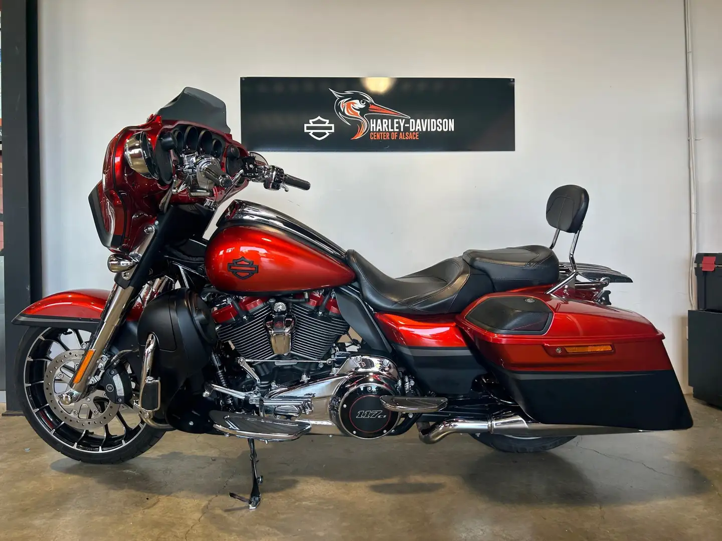 Harley-Davidson Street Glide - 2