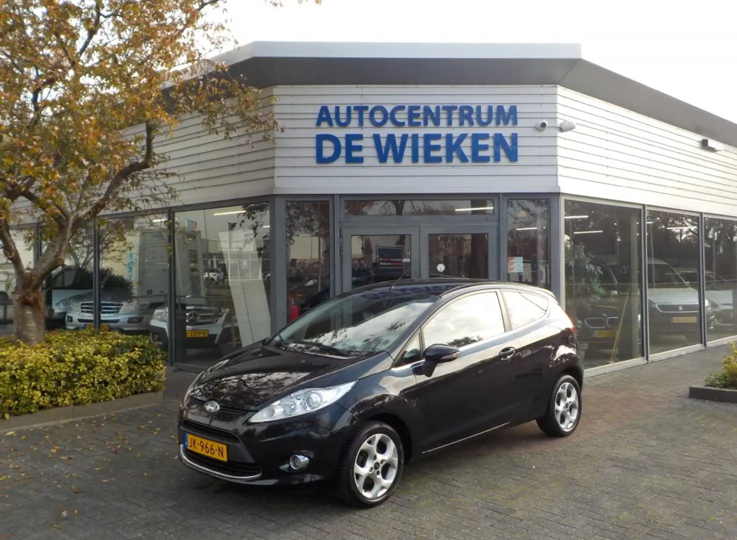 Ford Fiesta 1.25 TITANIUM 82PK CLIMATRONIC PDC STOELVERWARMING Noir - 1