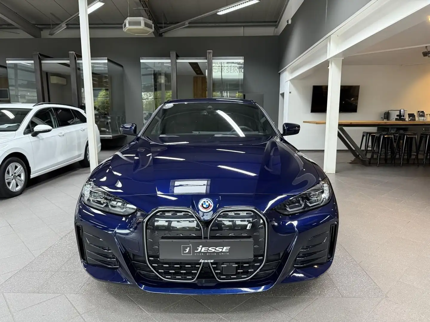 BMW i4 35e M Sport Pro LED LiveCockp. Prof. AHK H&K Bleu - 2