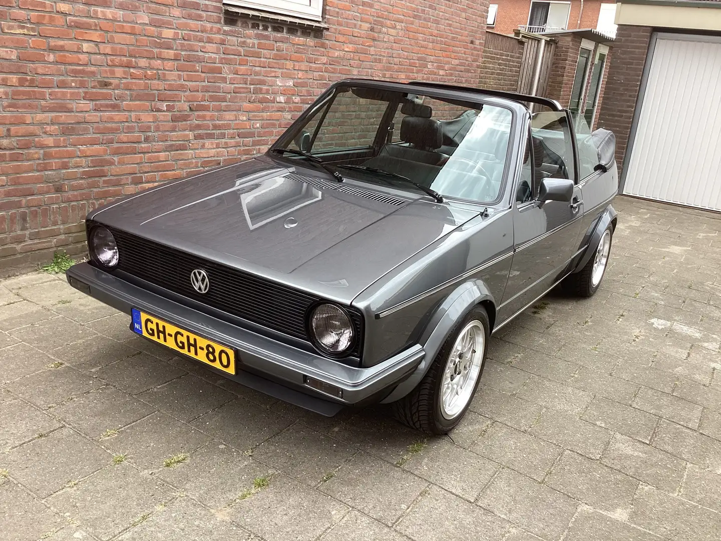 Volkswagen Golf Golf 1.6 GLS Grijs - 1