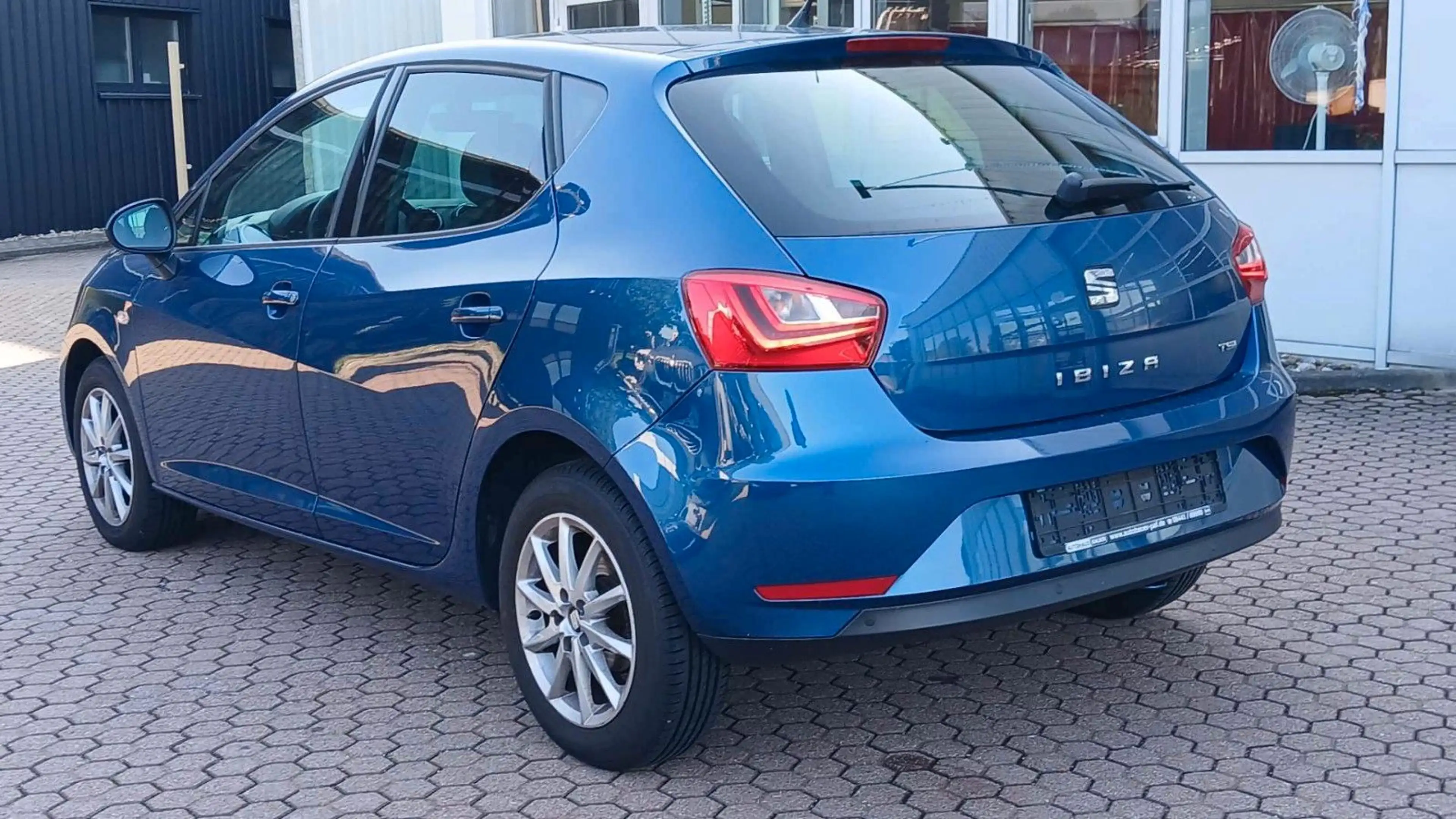 SEAT Ibiza Style — photo 4