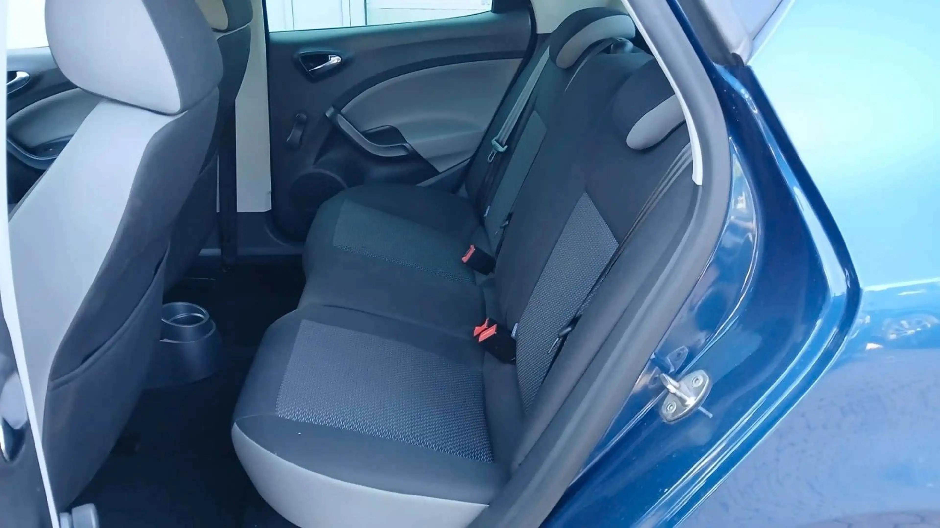 SEAT Ibiza Style — photo 12