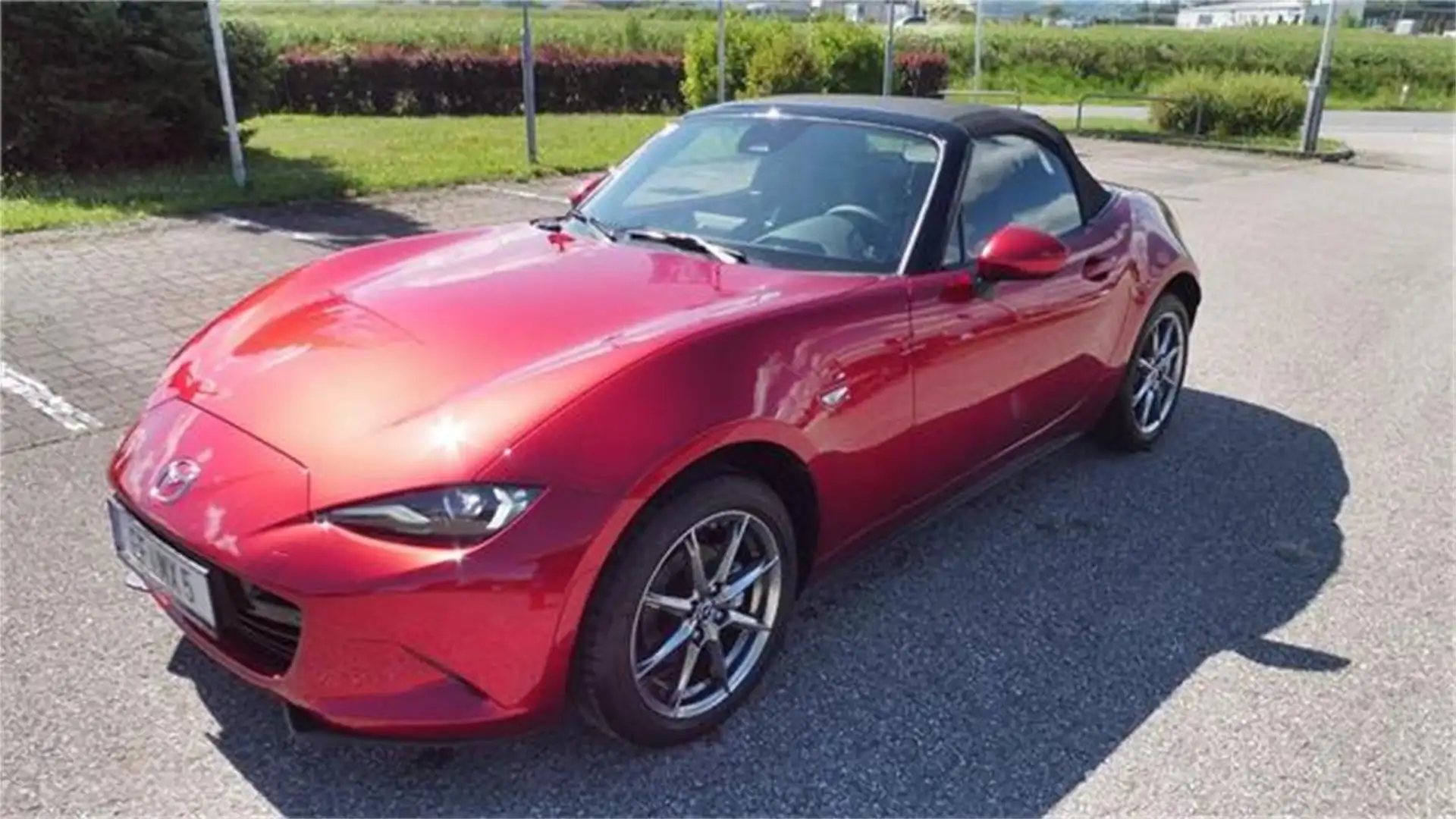 Mazda MX-5 1.5L SKYACTIV G 132ps 6MT RWD EXCLUSIVE Rot - 1