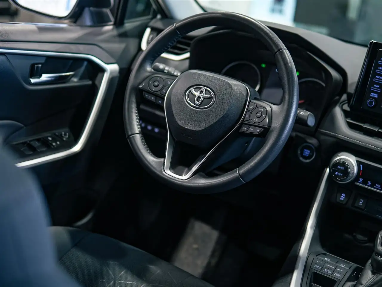 Toyota RAV 4 снимка Toyota RAV 4