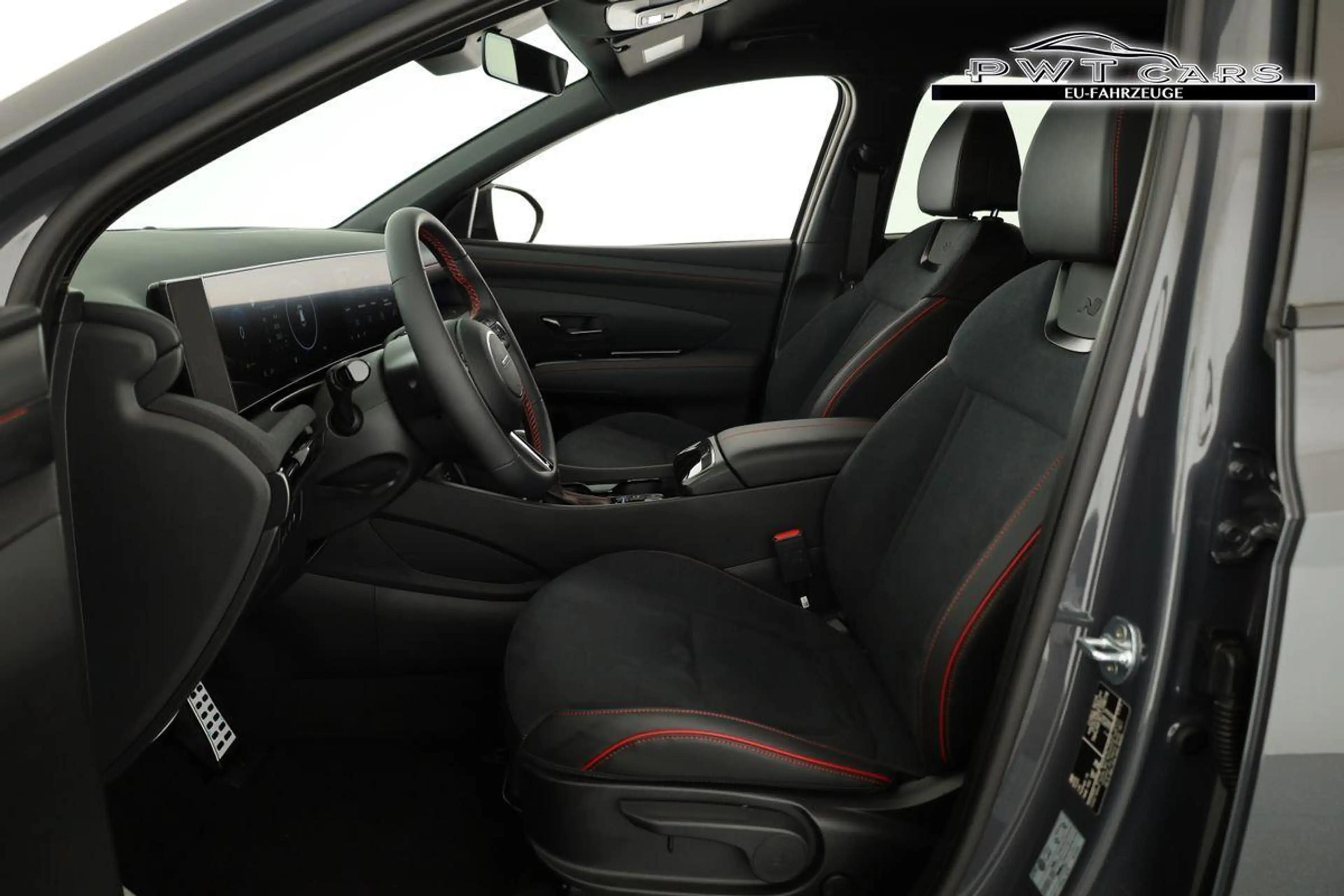Hyundai TUCSON 1.6 T-GDI DCT 4WD N-LINE, el. Klappe, Teilleder... — photo 9