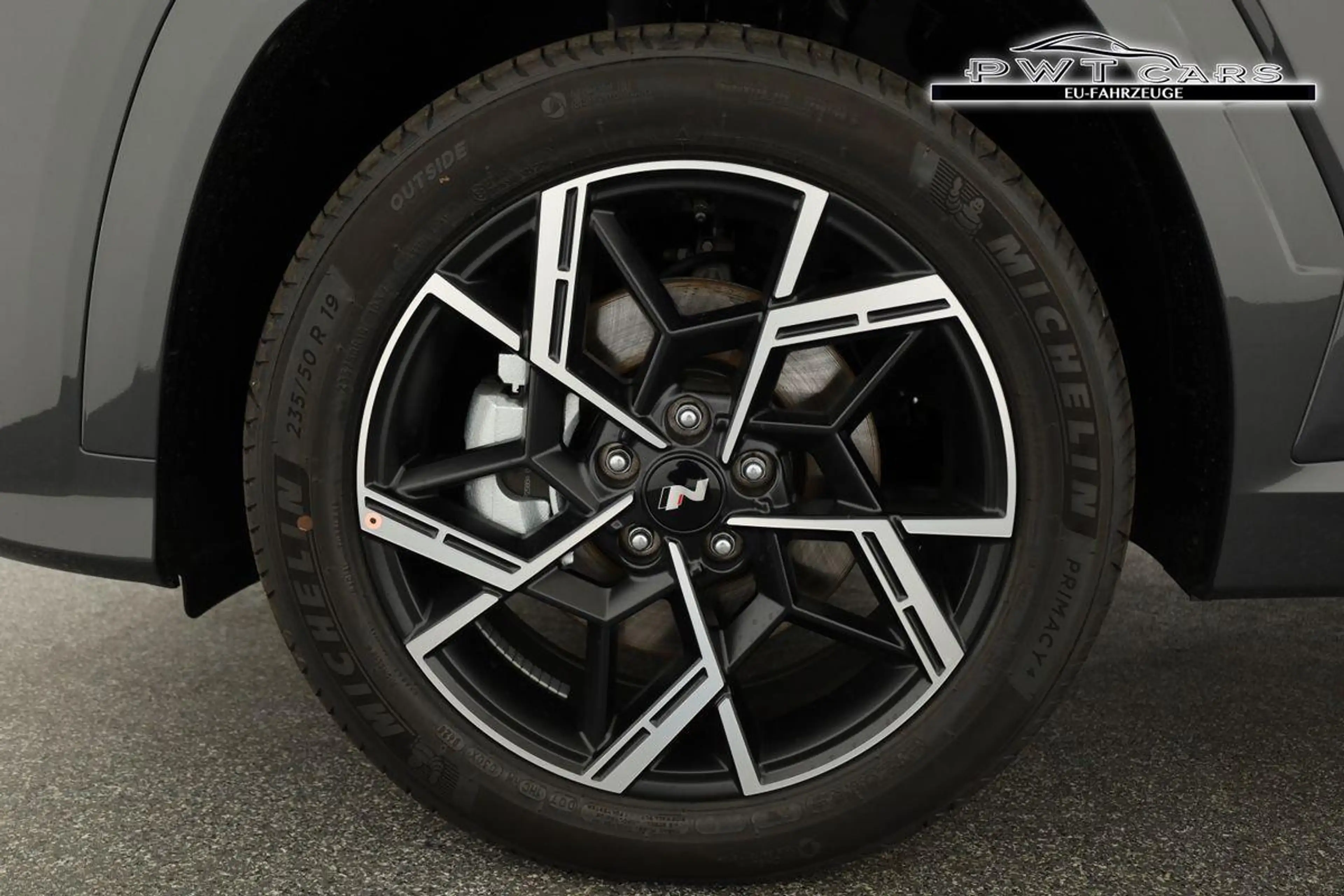 Hyundai TUCSON 1.6 T-GDI DCT 4WD N-LINE, el. Klappe, Teilleder... — photo 13