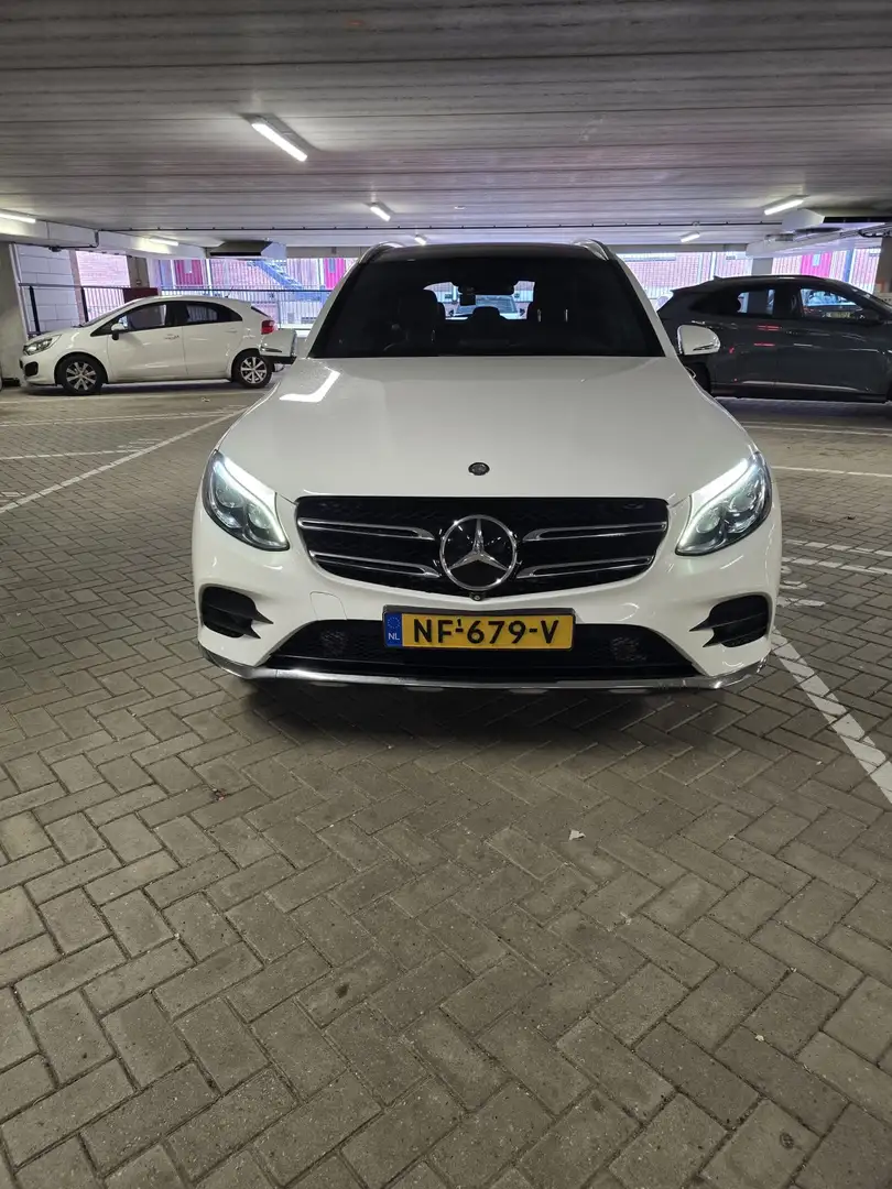 Mercedes-Benz GLC 250 Edition 1 Wit - 1