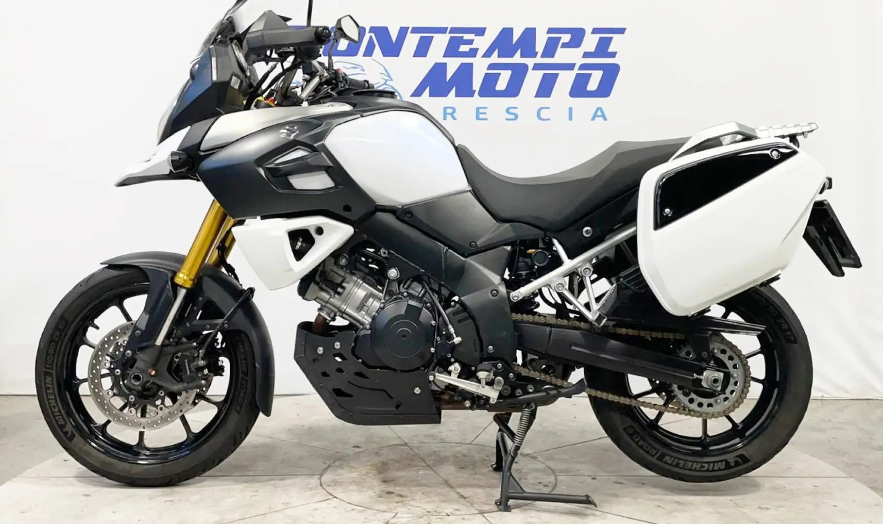 Suzuki V-Strom 1000 DL 2014 + VALIGIE LATERALI SUZUKI Bianco - 2