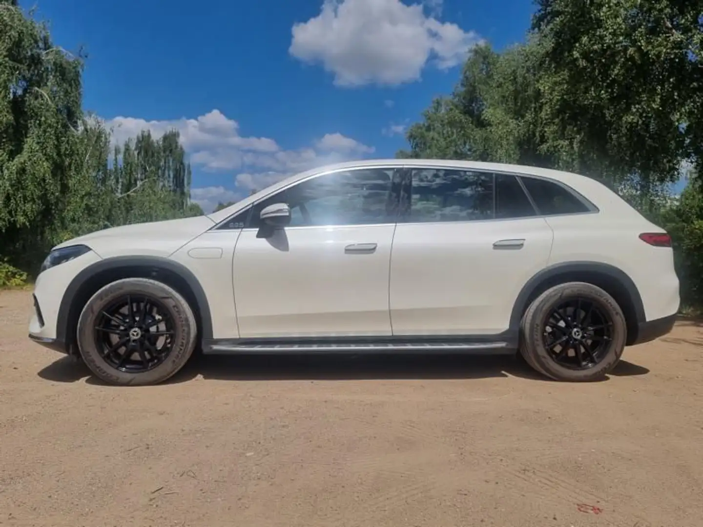 Mercedes-Benz EQS SUV Weiß - 2