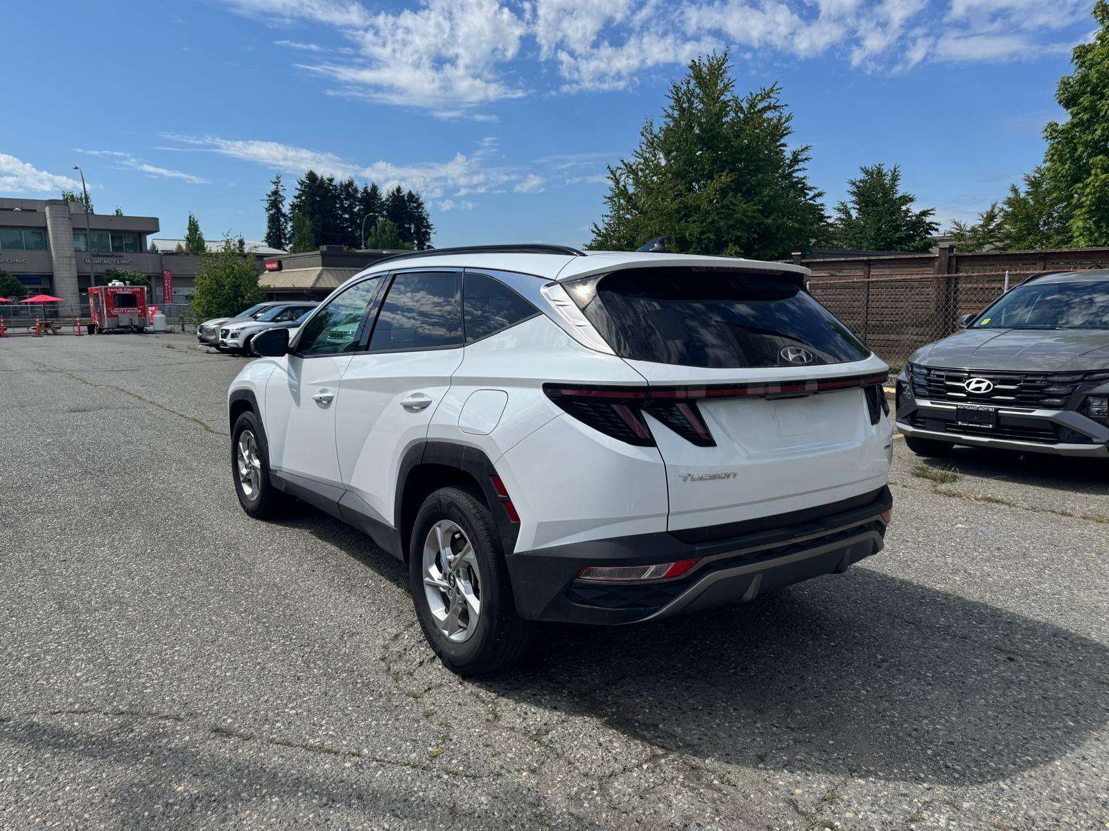 2024 Hyundai Tucson — view 5