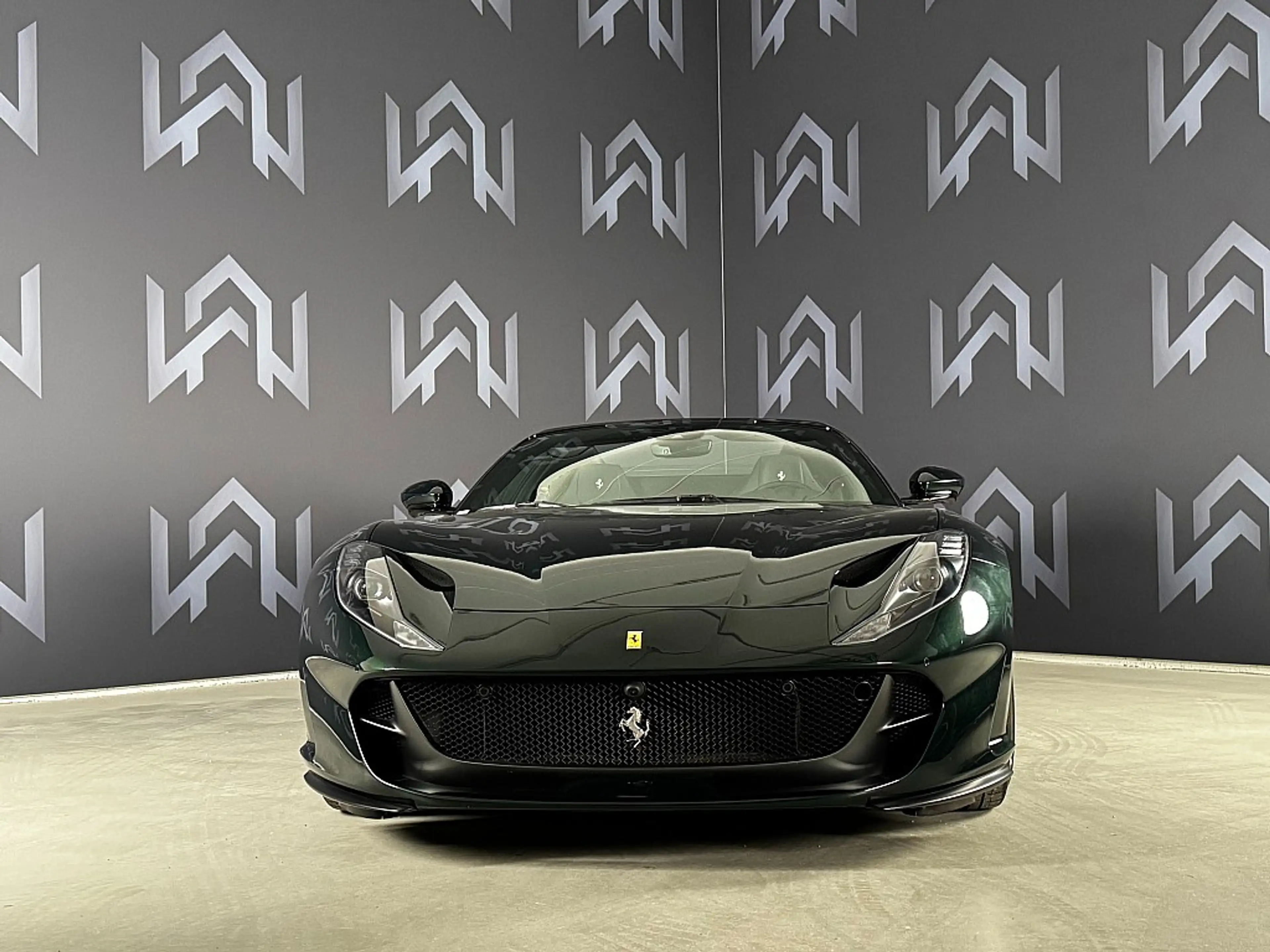 Ferrari 812 — photo 14