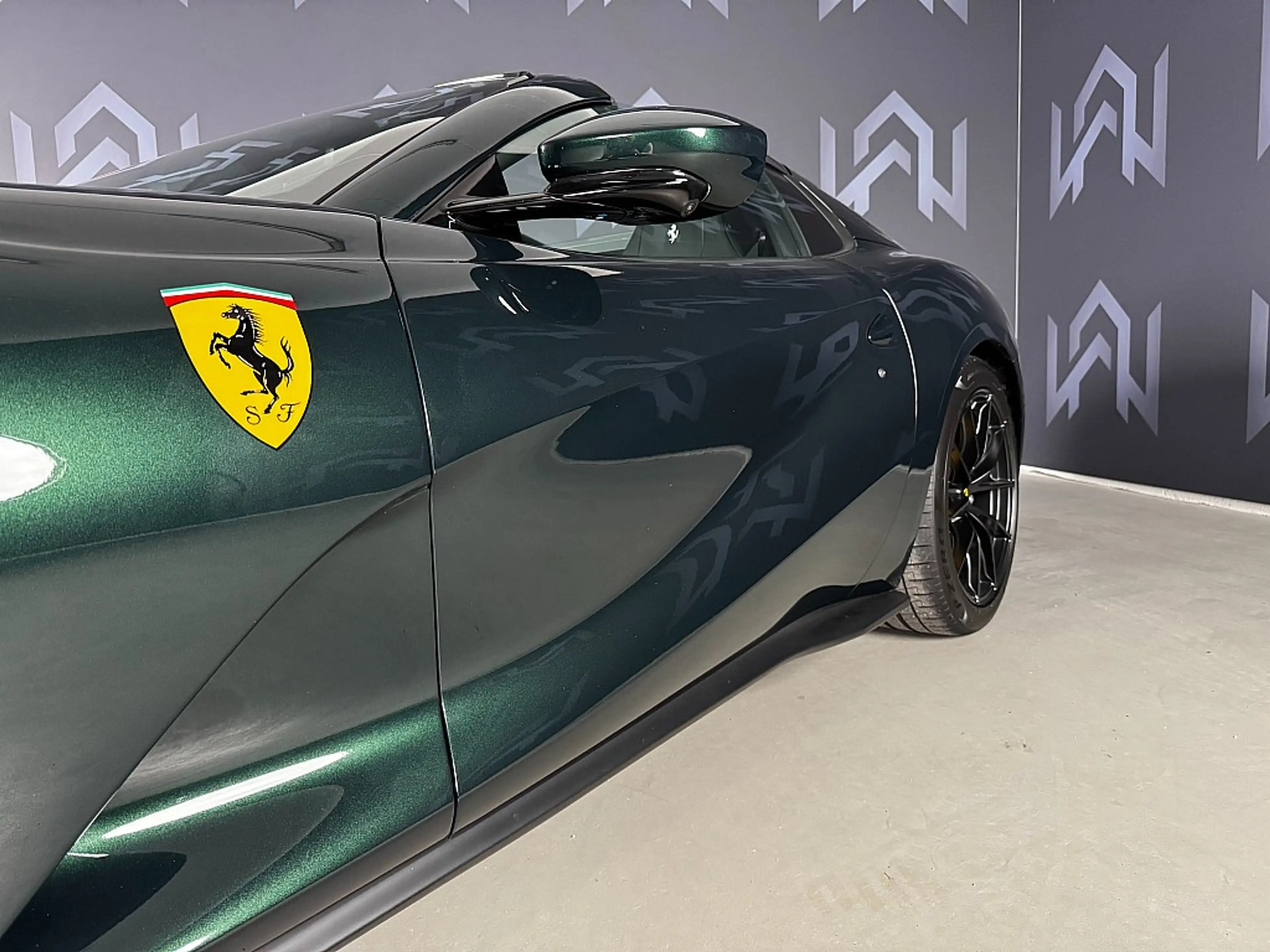 Ferrari 812 — photo 15