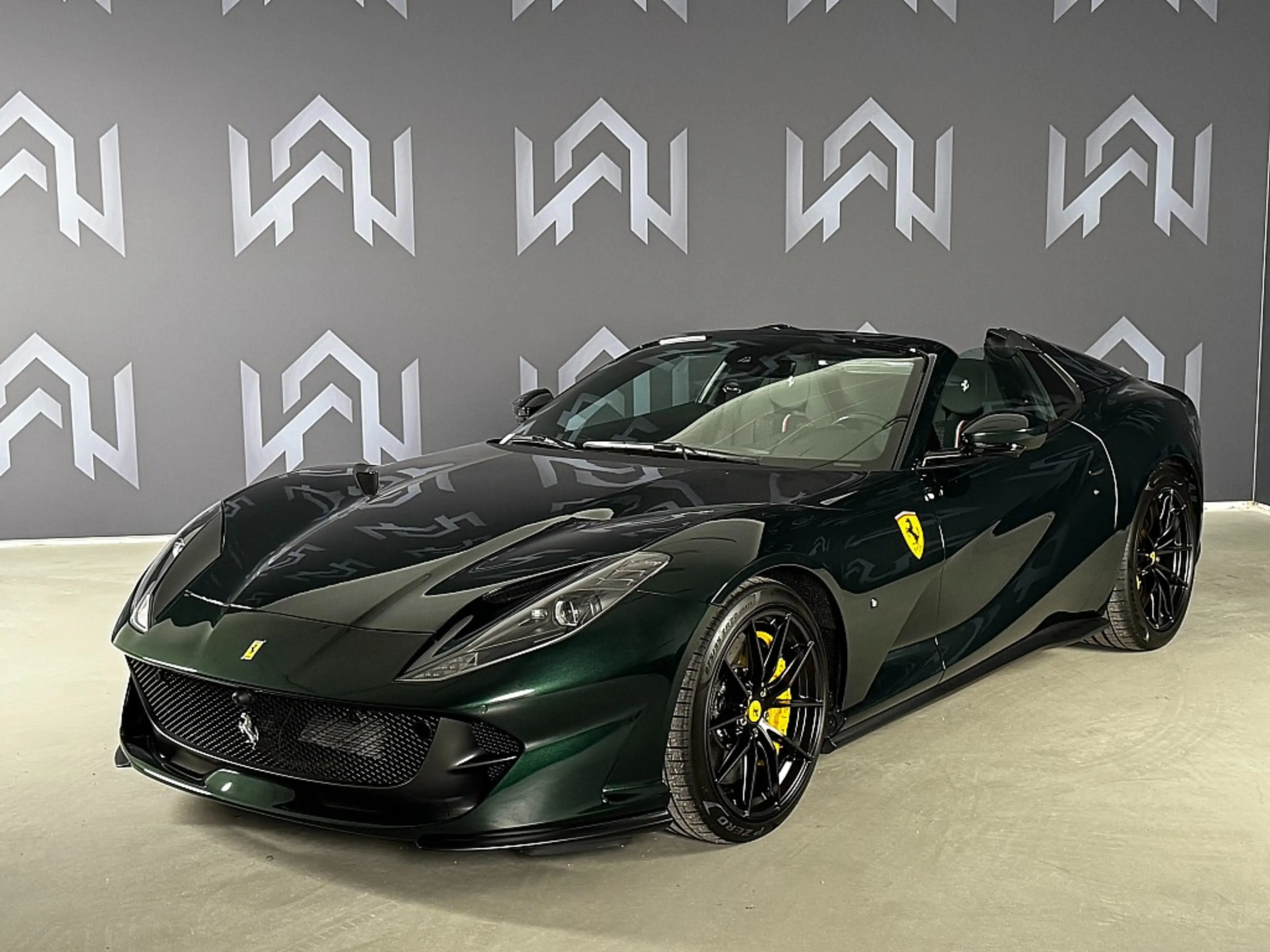 Ferrari 812 — photo 12