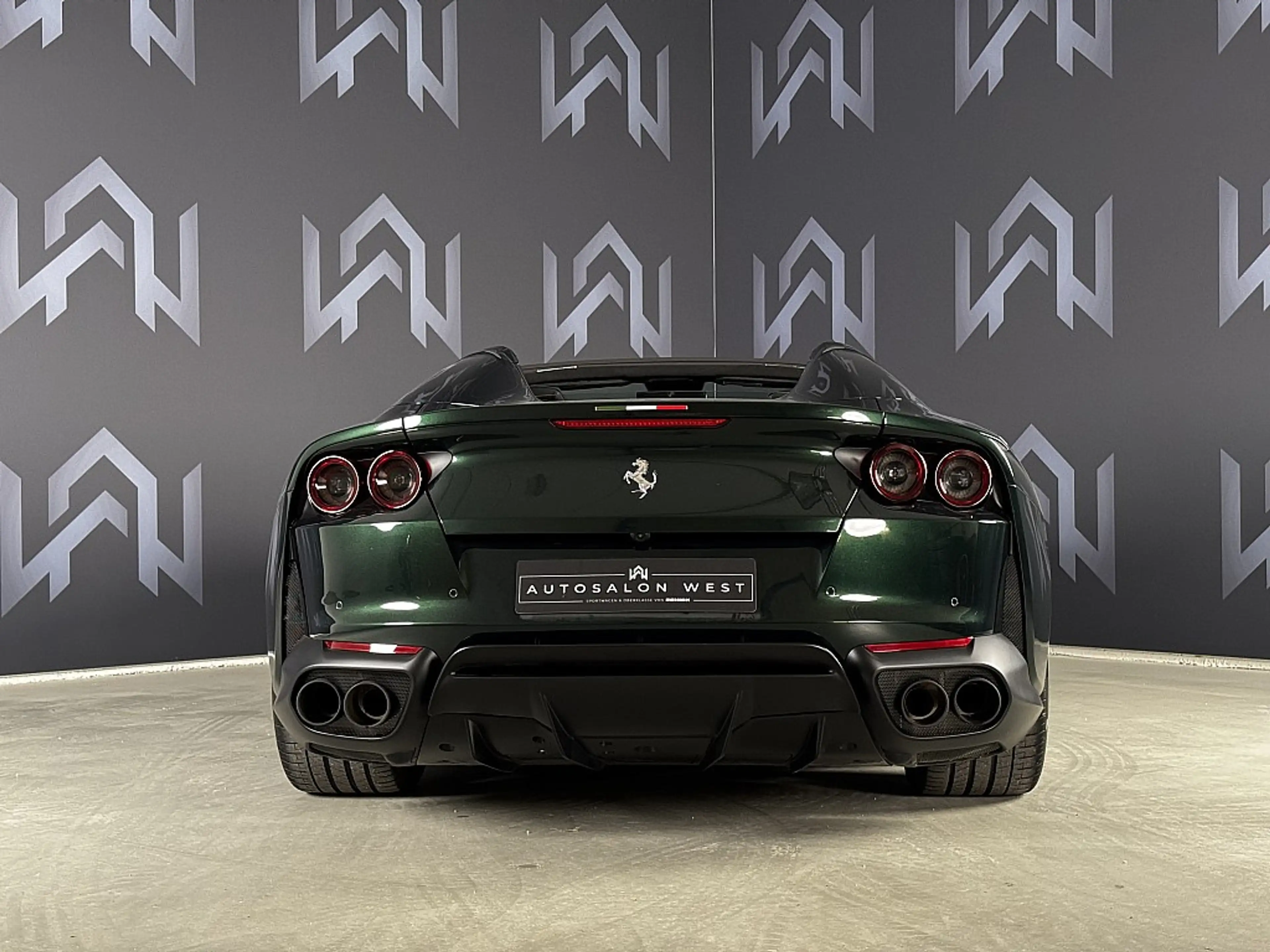 Ferrari 812 — photo 4