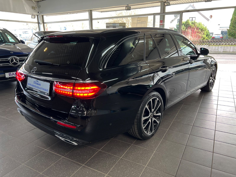 Mercedes-Benz E 400 E 400d T 4M 2x Avantgarde Night FAP+HuD+Panorama — photo 11