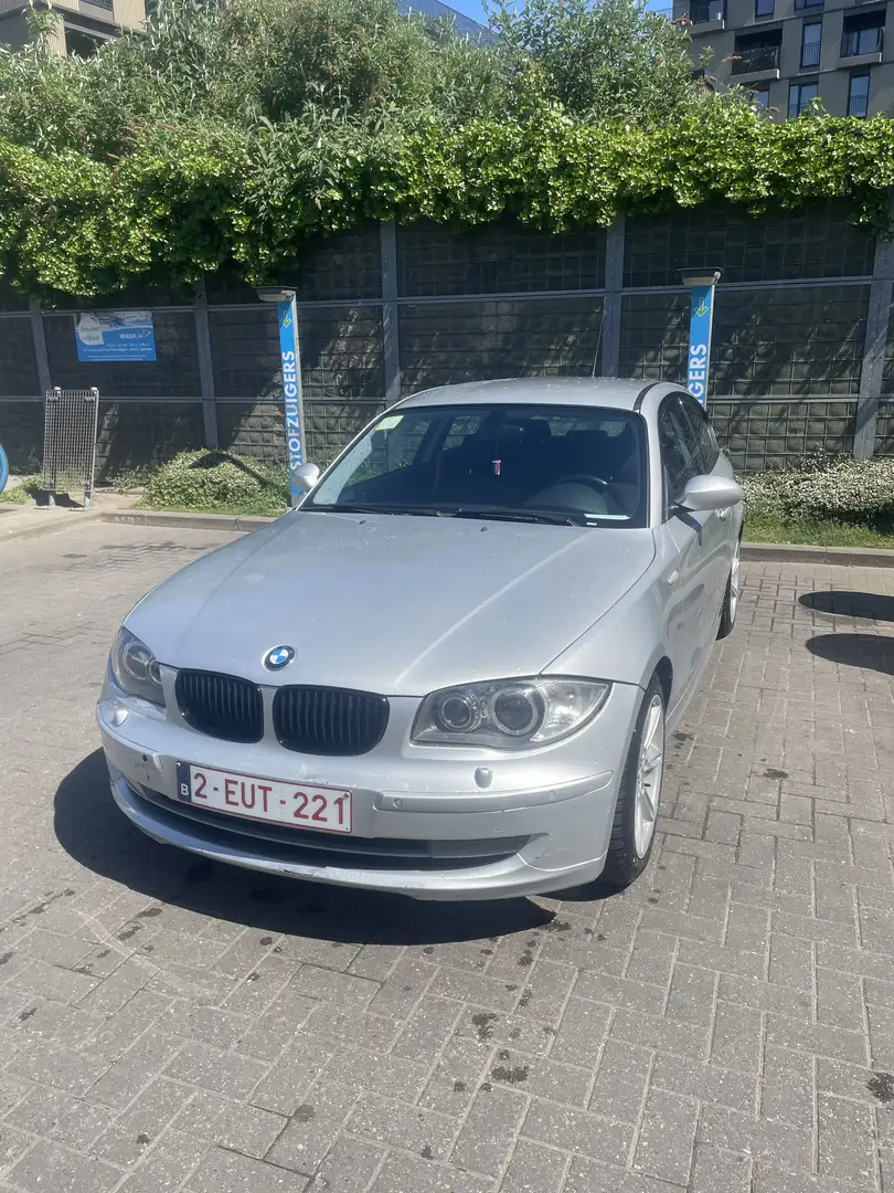 BMW 116 BMW 116i - 1