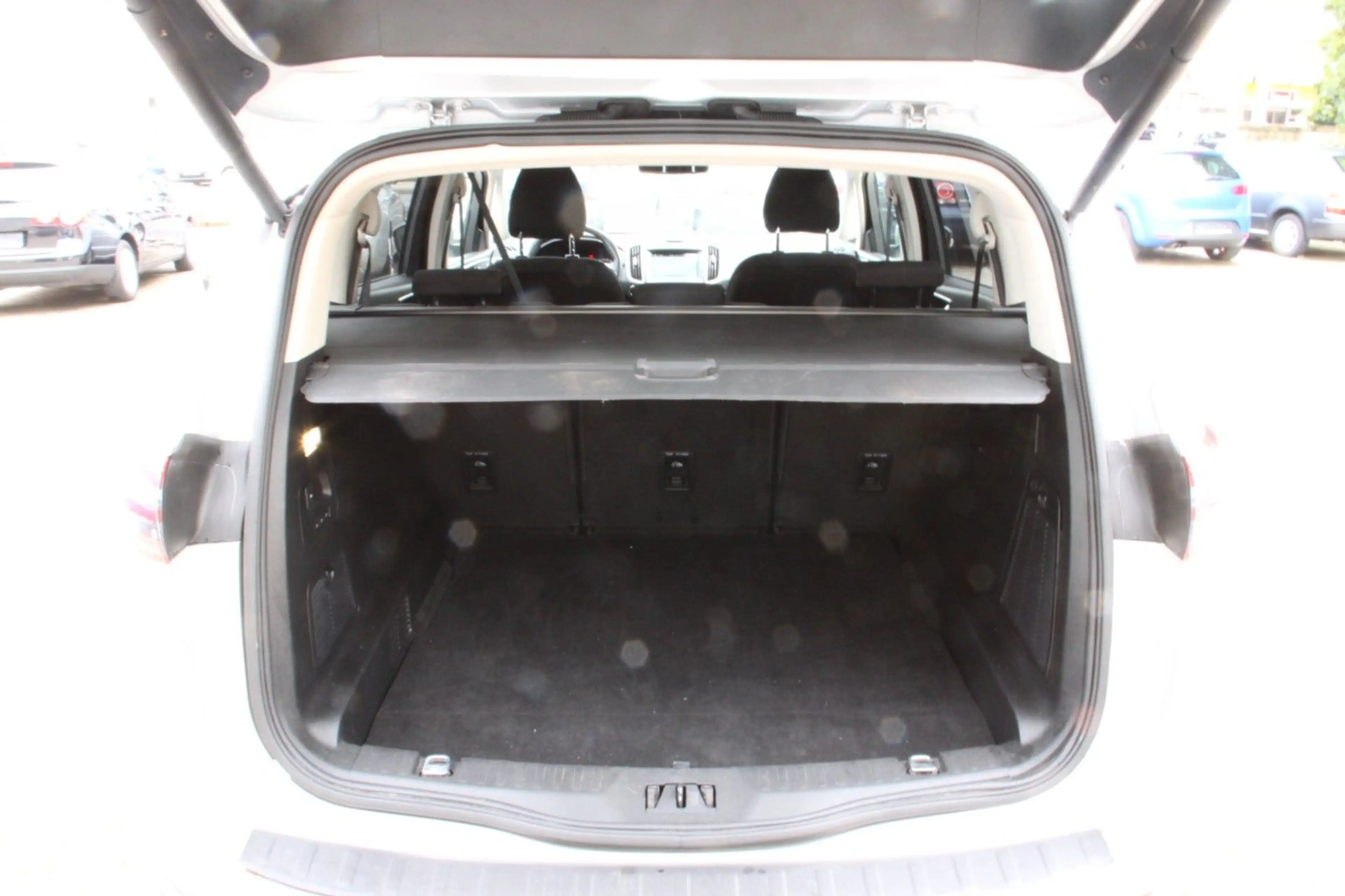 Ford S-Max S-MAX Trend Klima / Navi / PDC — photo 14