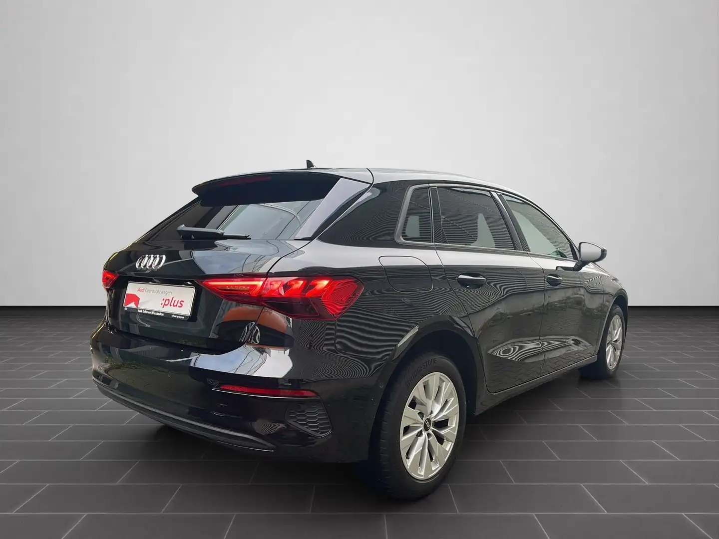 Audi A3 TFSI e 40 TFSI e 150(204) kW(PS) S Schwarz - 2