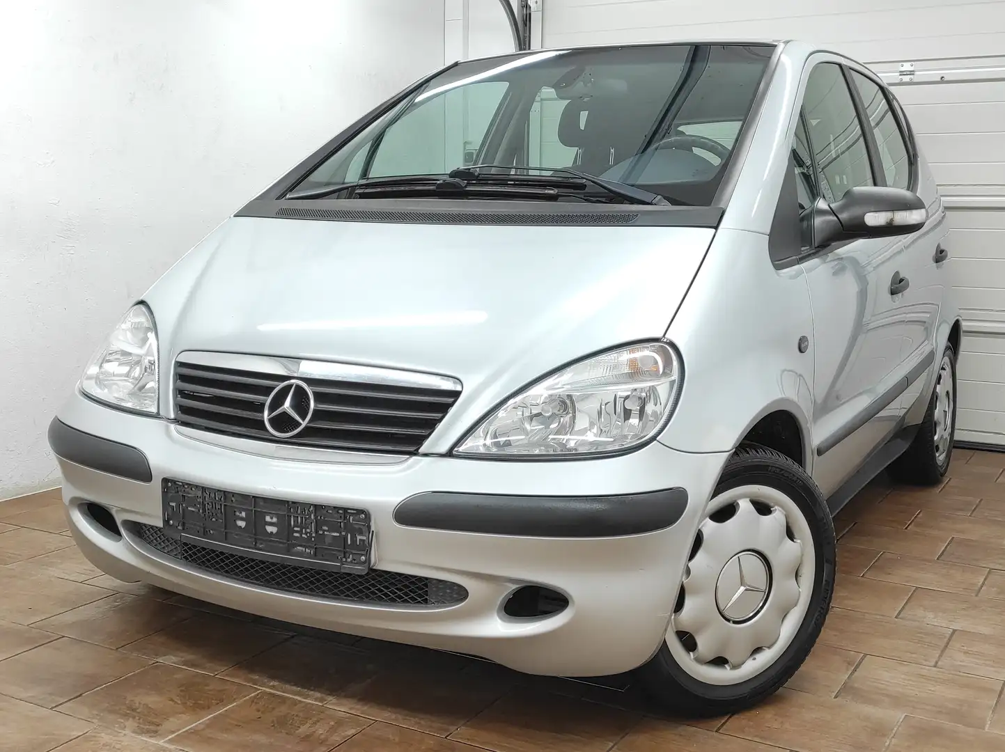 Mercedes-Benz A 140 *TÜV NEU* AHK KLIMA ALLWETTER SERVO ABS Classic Argent - 1
