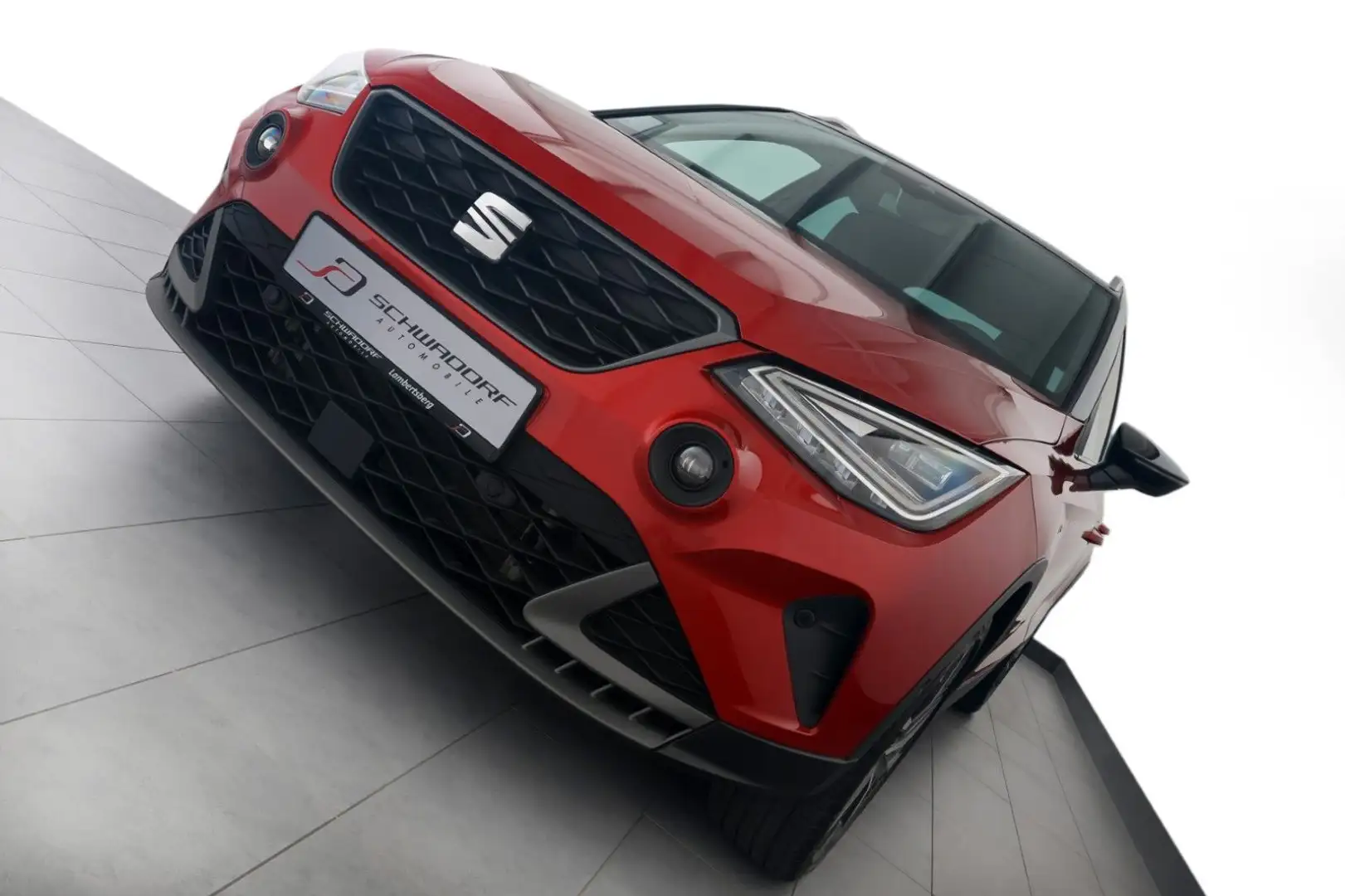 SEAT Arona 1,5 TSI DSG FR ACC RFK 18" TOTWINKEL Rot - 2