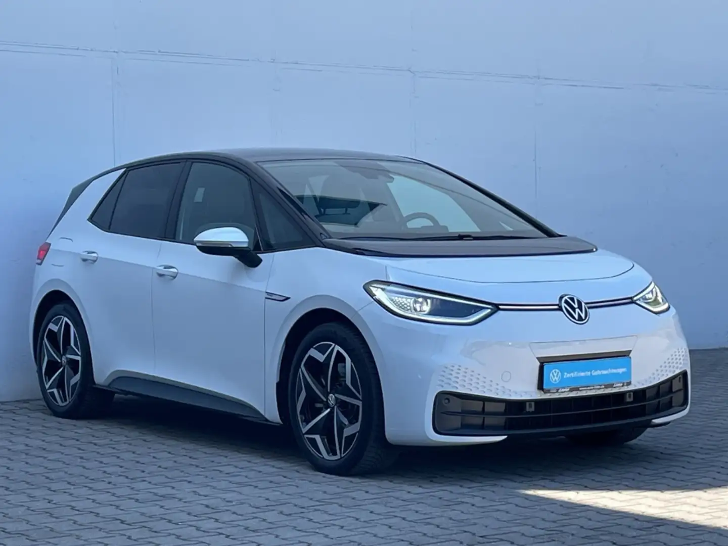 Volkswagen ID.3 Pro Performance Business Kamera/ACC/Matrix/Navi/Ke Weiß - 2