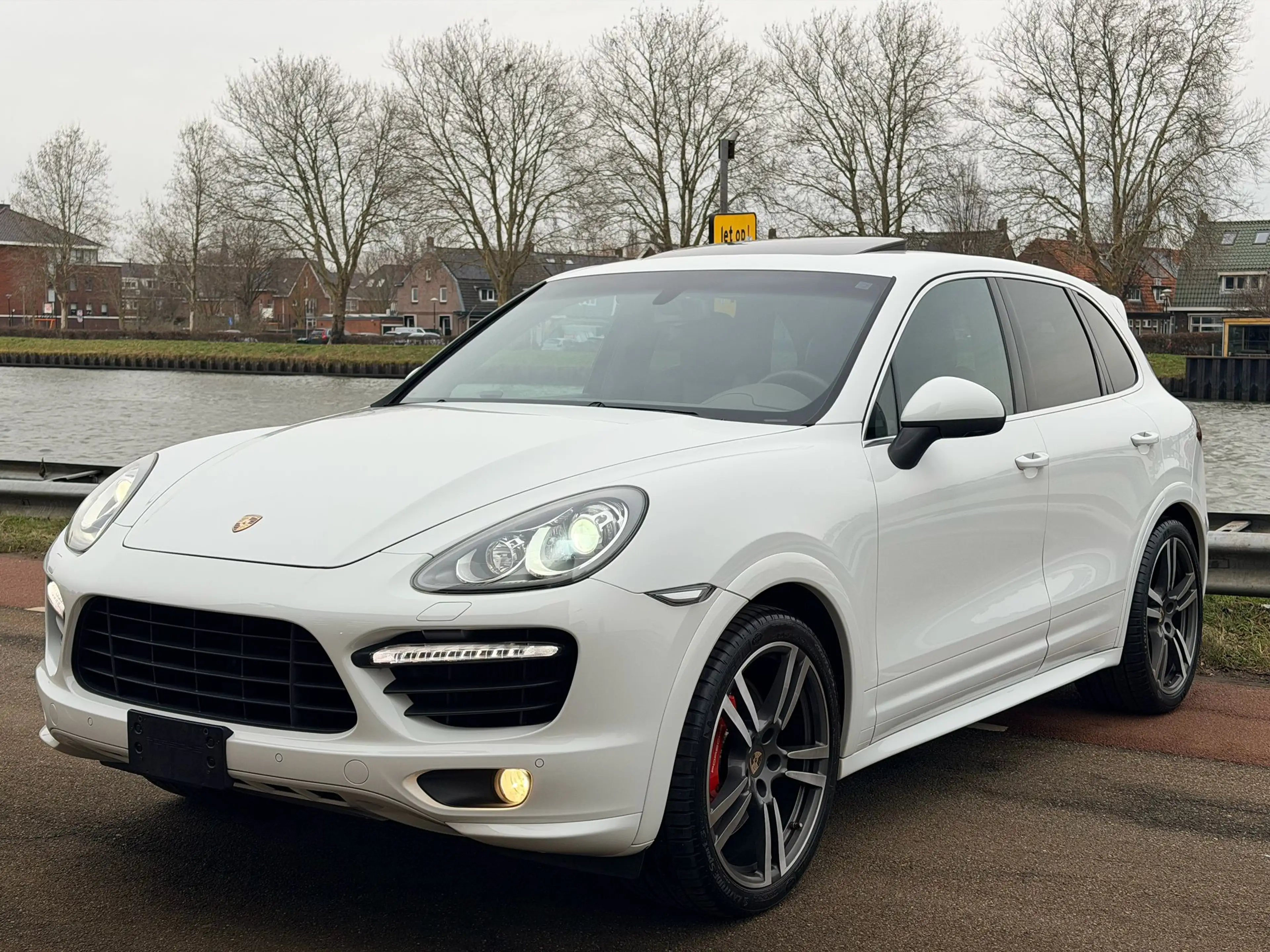 Porsche Cayenne Turbo 500PK — photo 4