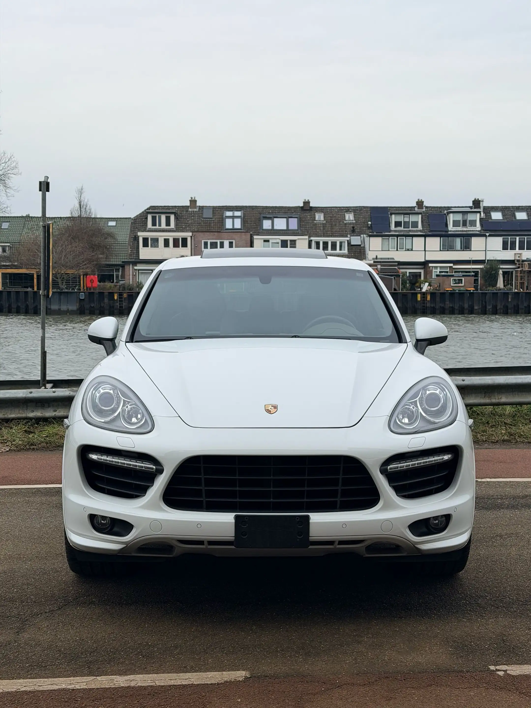 Porsche Cayenne Turbo 500PK — photo 5