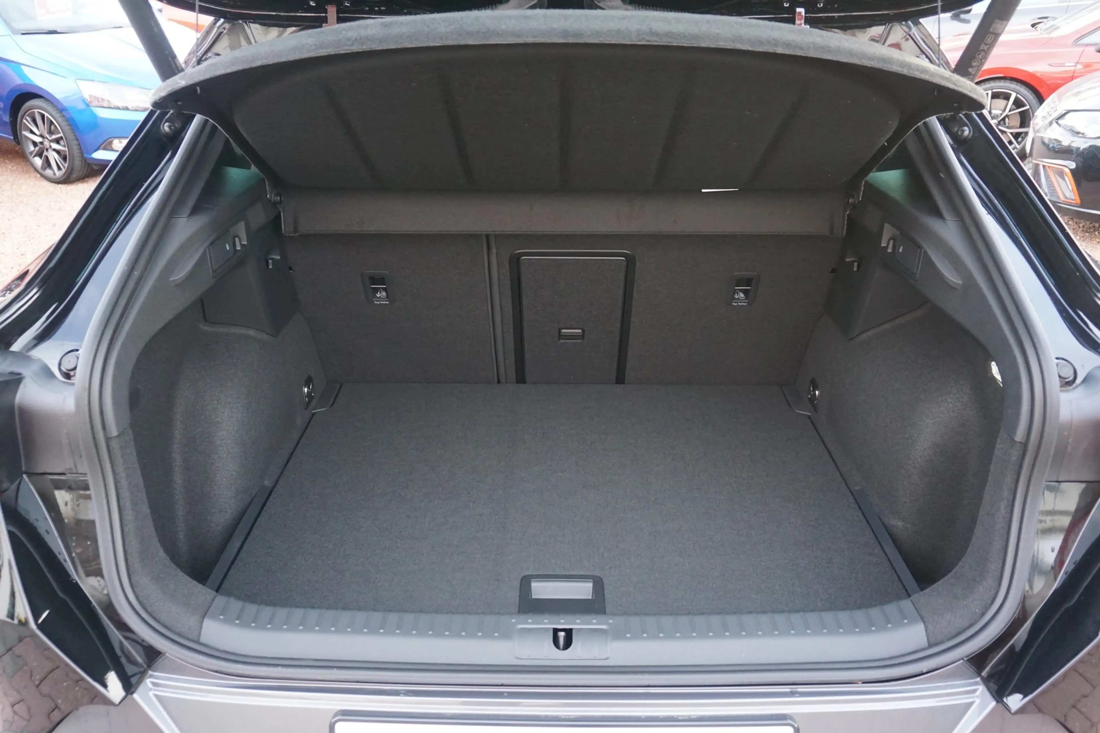CUPRA Formentor 2.0 VZ 4Drive LED Navi ACC Kamera — photo 27