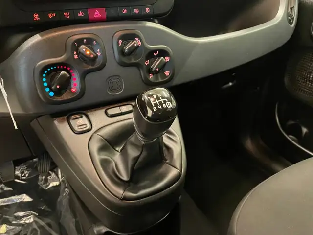 Fiat Panda view 8