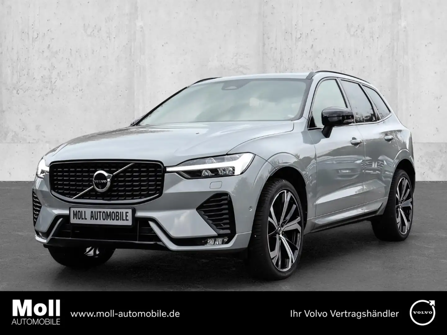 Volvo XC60 Ultimate Dark AWD B5 Benzin EU6d Allrad HUD StandH Grau - 1