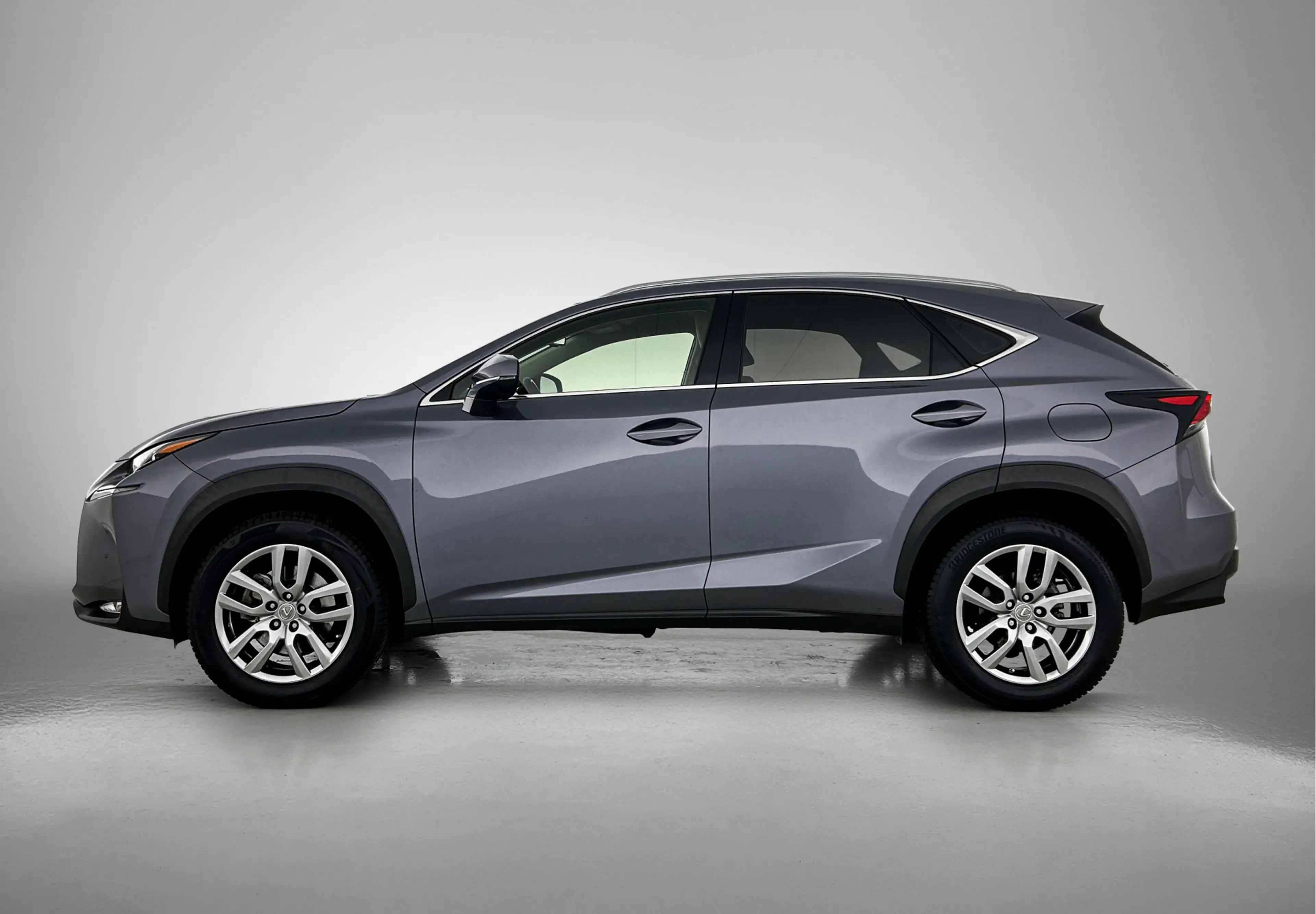 Lexus NX 300h AWD Business Line Pro | Stoelverwarming | Parkeers — photo 3