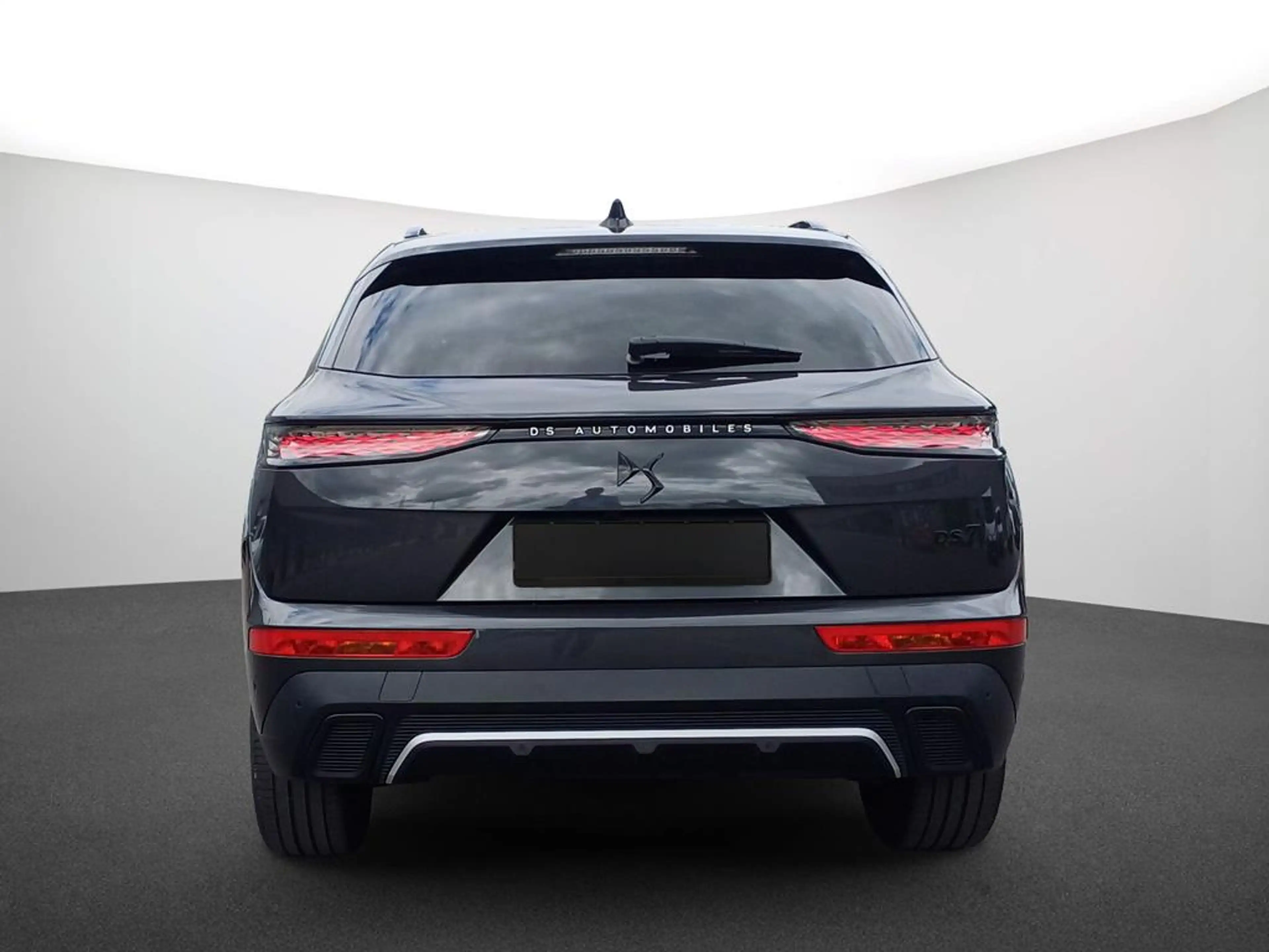 DS Automobiles DS 7 Performance Line+ Blue HDI 130 — photo 3