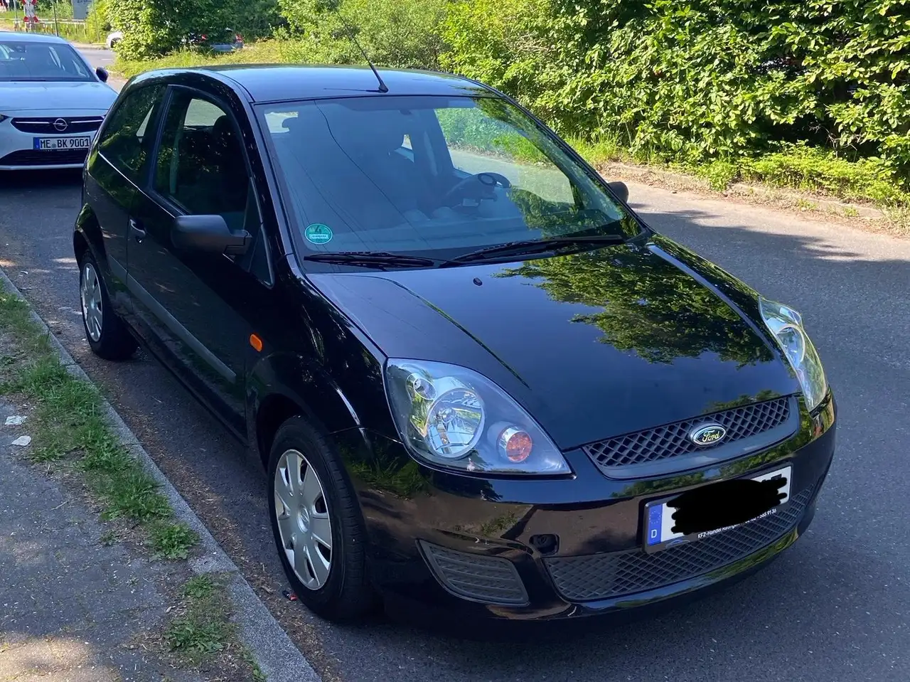 Ford Fiesta Fiesta 1.3 Fun X — photo 1 of 11