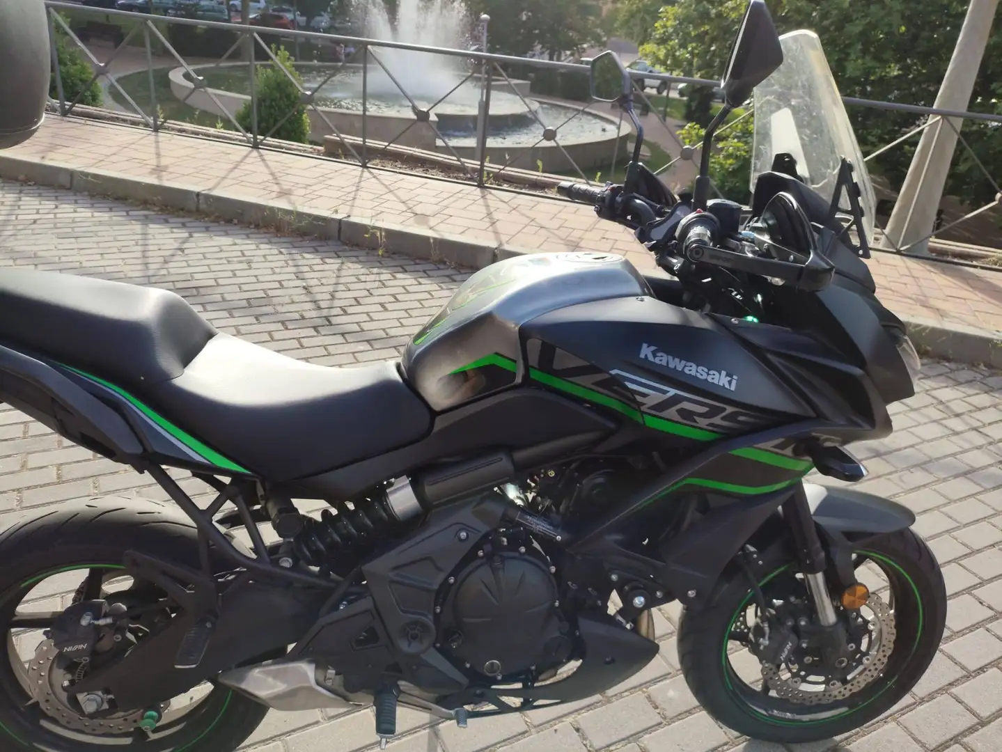 Kawasaki Versys 650 SE ABS Gris - 2