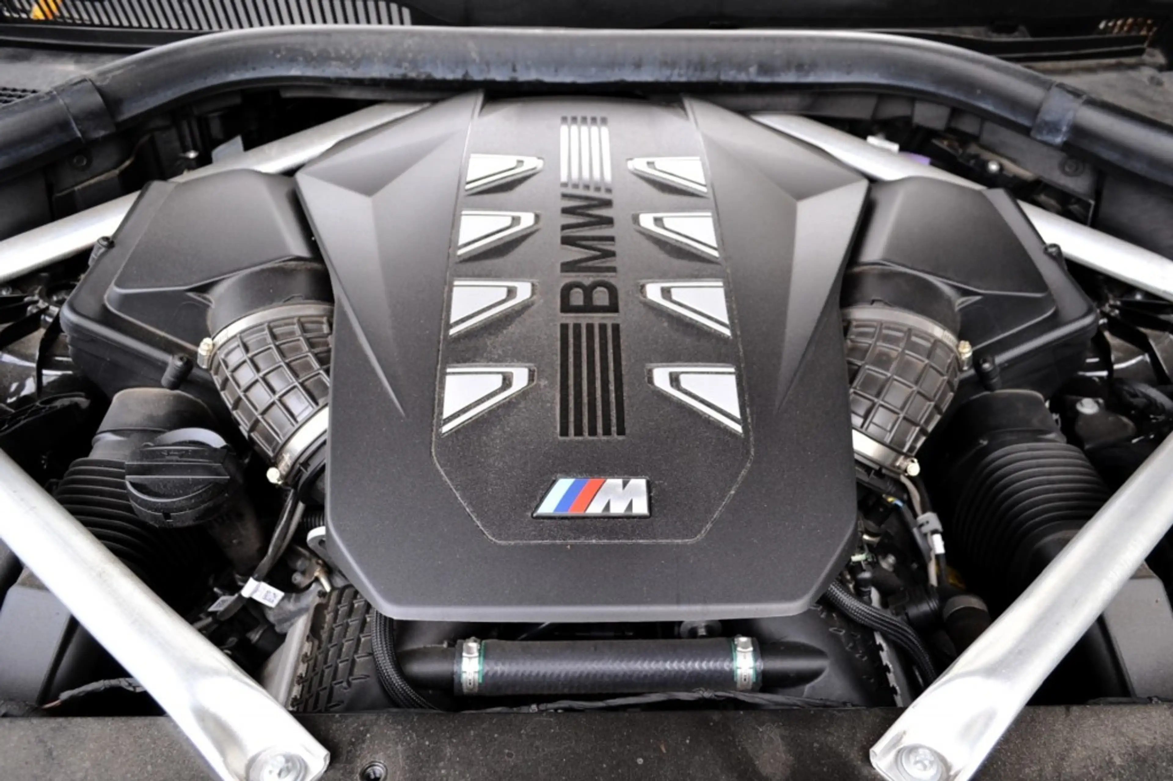 BMW X6 M60I B&W / Massage / NP 225.000,00 euro — photo 11