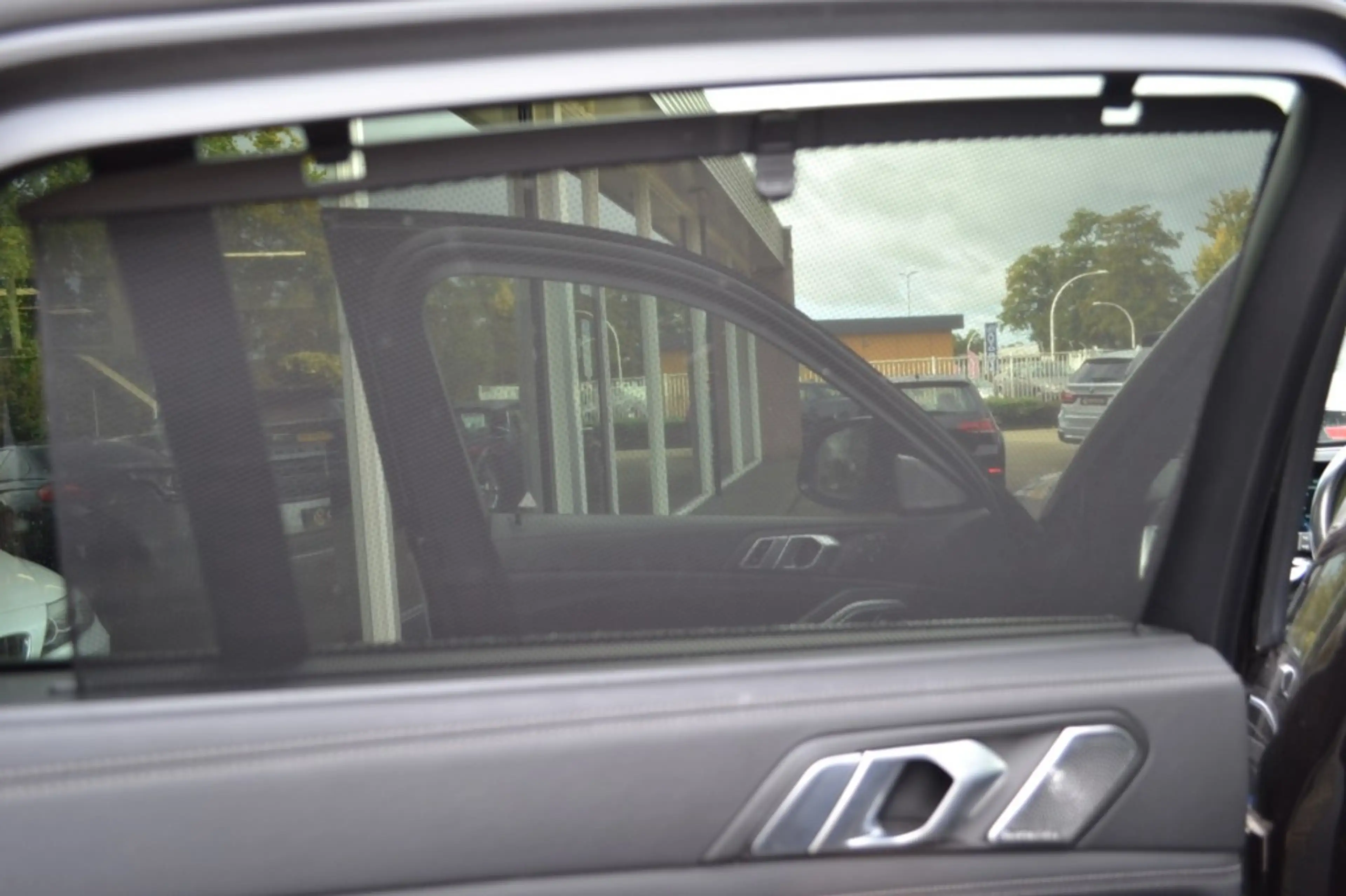BMW X6 M60I B&W / Massage / NP 225.000,00 euro — photo 19