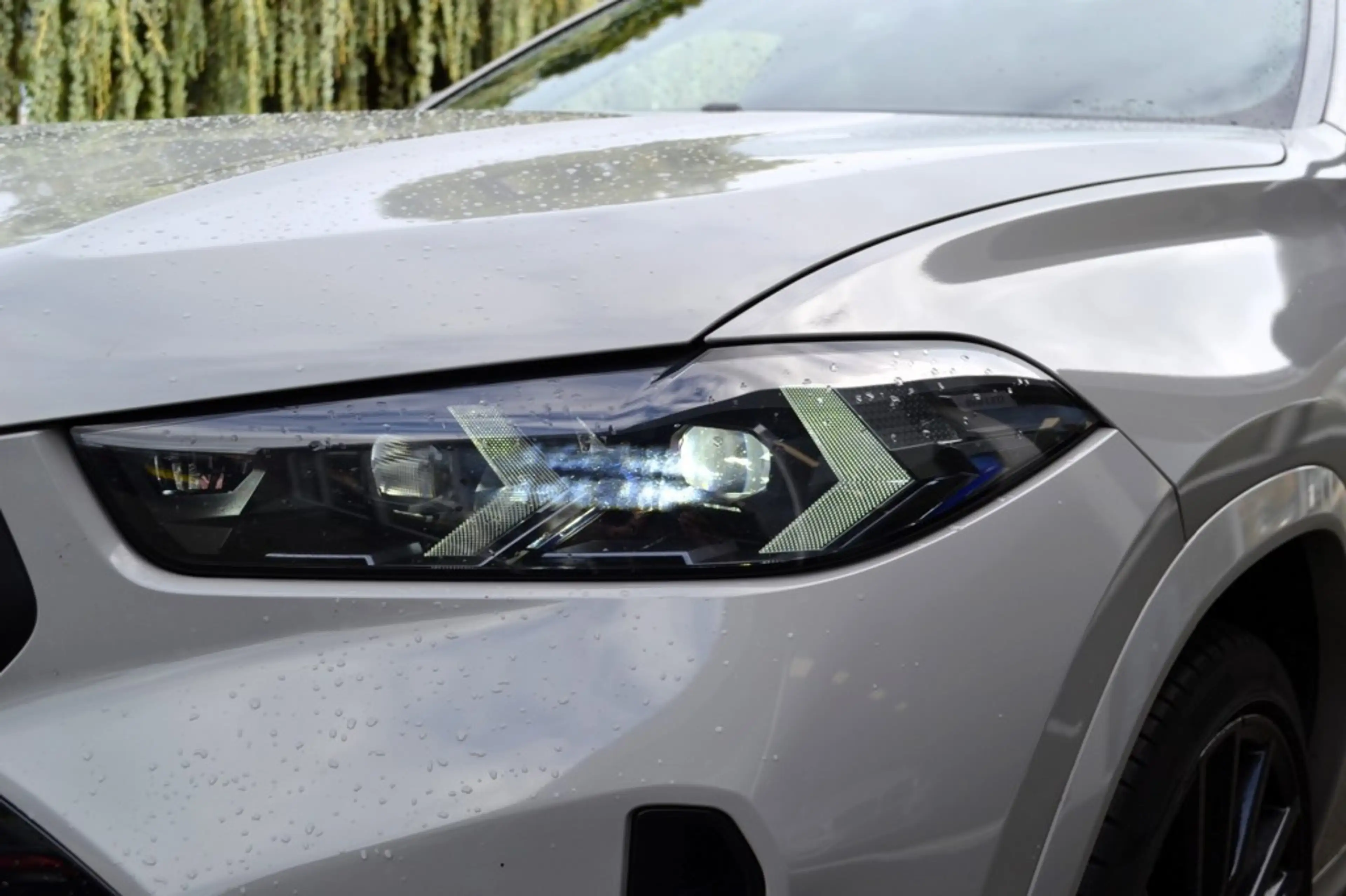 BMW X6 M60I B&W / Massage / NP 225.000,00 euro — photo 9