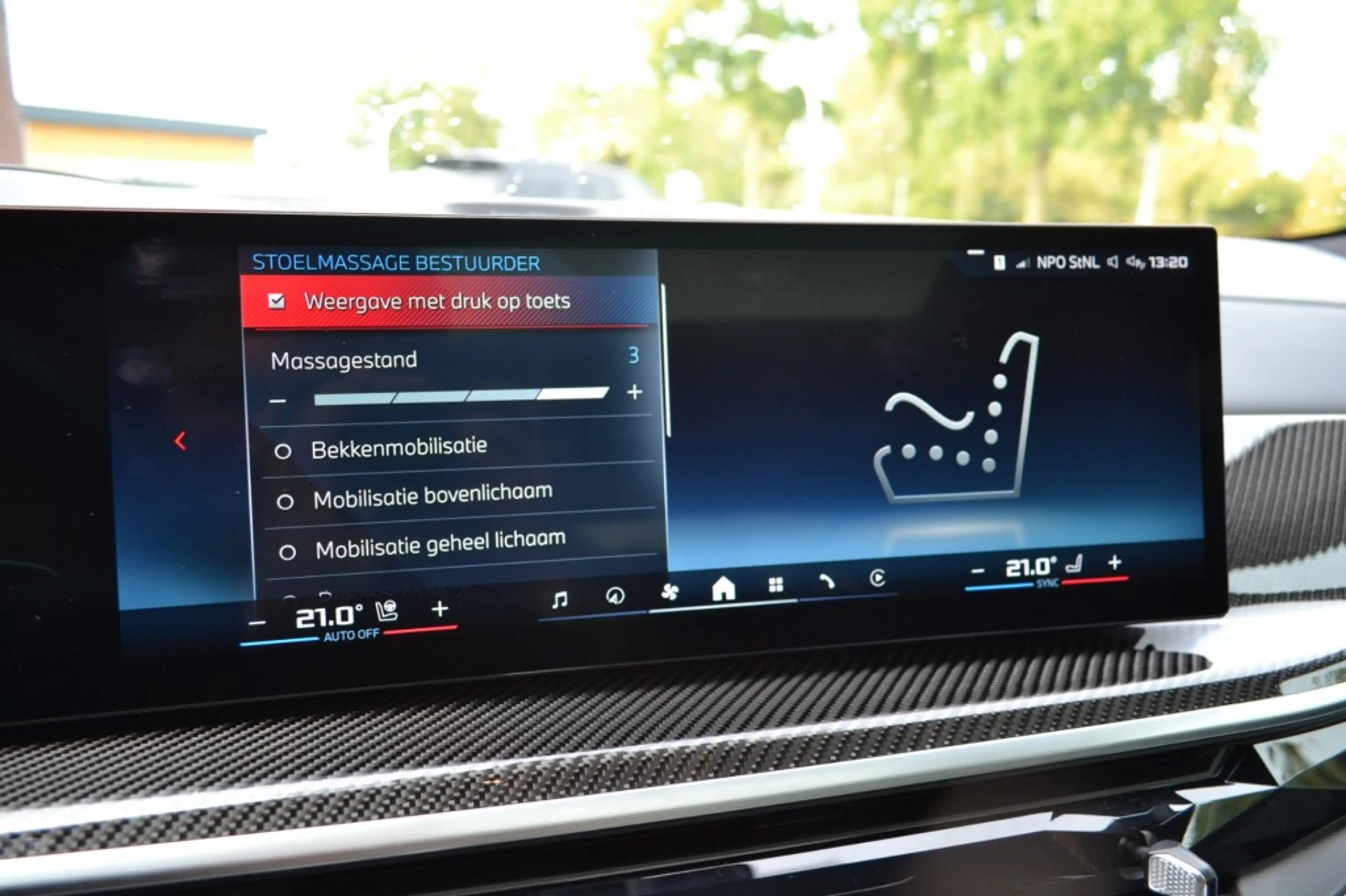 BMW X6 M60I B&W / Massage / NP 225.000,00 euro — photo 28