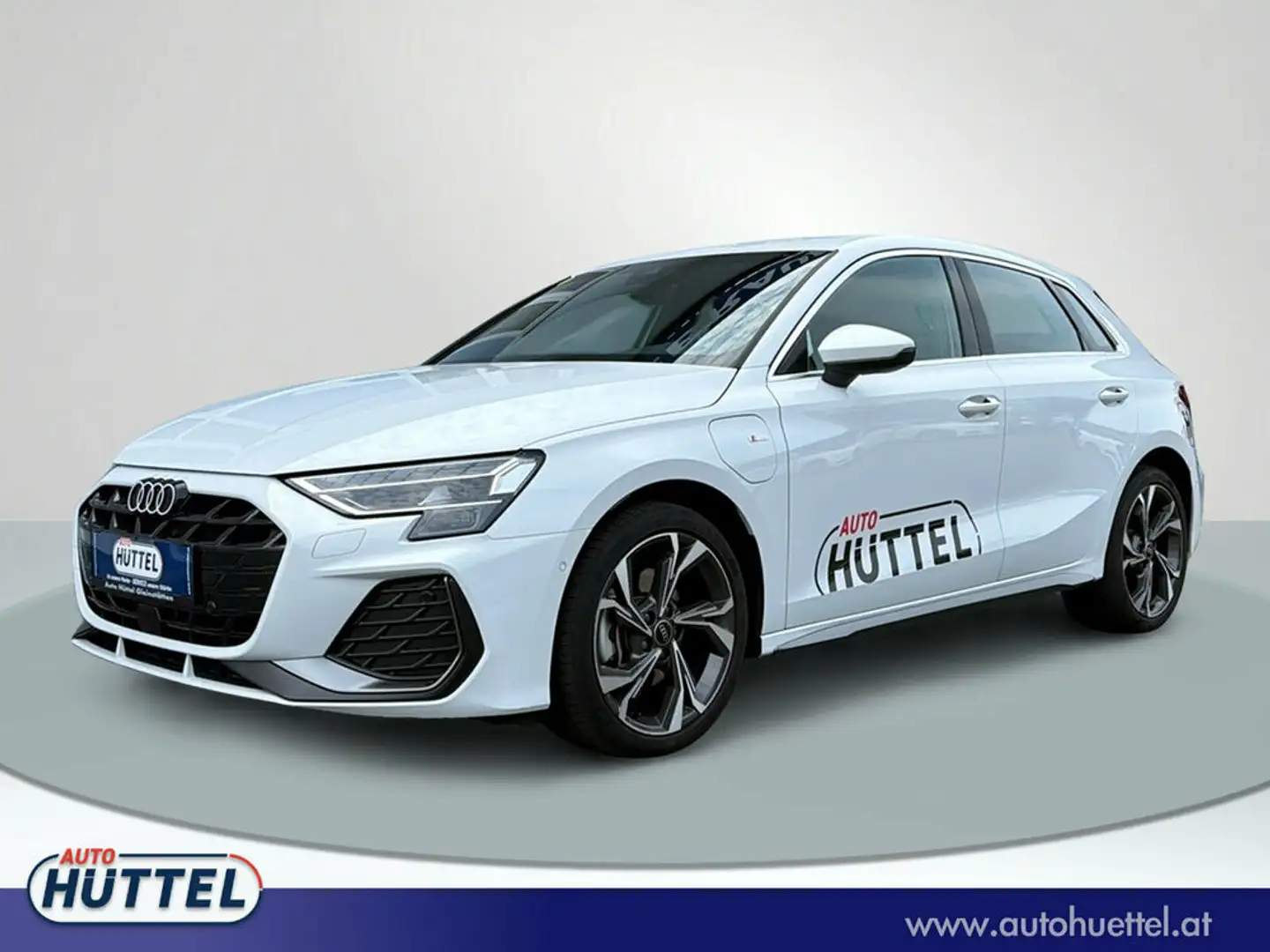 Audi A3 SP 40 TFSI e S line 130km E-Reichweite Weiß - 1