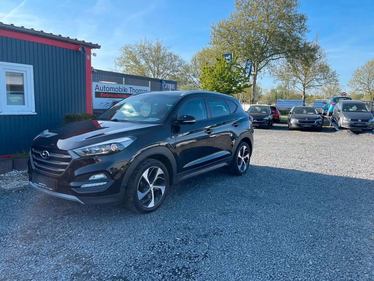 Hyundai TUCSON BLUE ADVANTAGE 2WD/AUTOMATIK/KAMERA/NAVI Schwarz - 2
