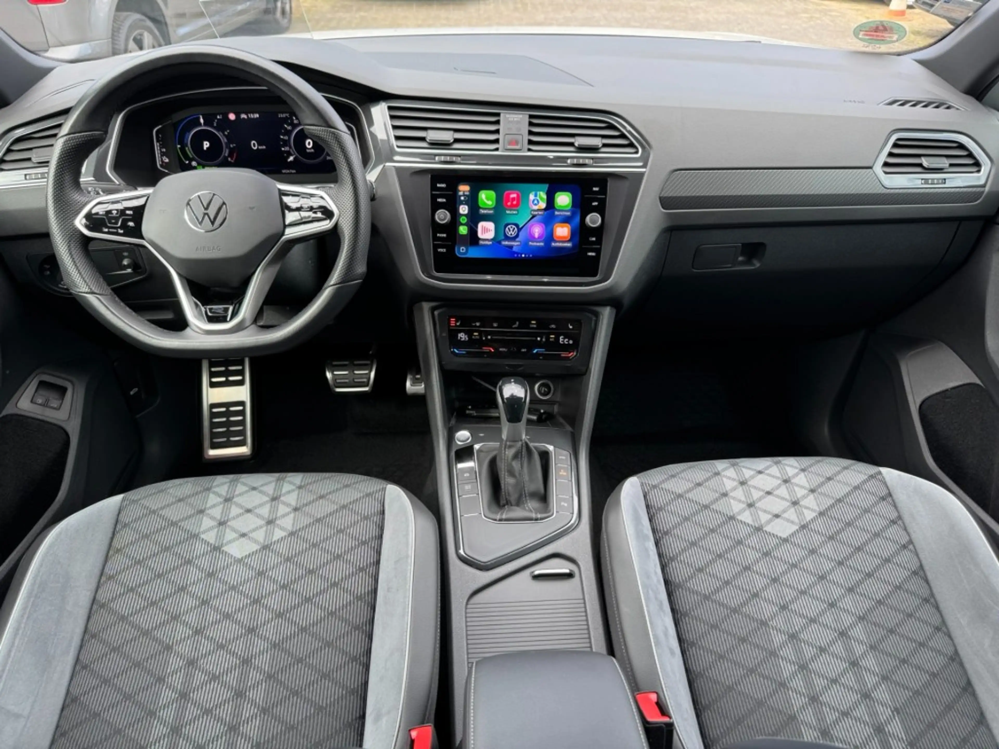 Volkswagen Tiguan 1.4TSI eHybrid 245PK R-Line Pano Camera Virtual IQ — photo 4