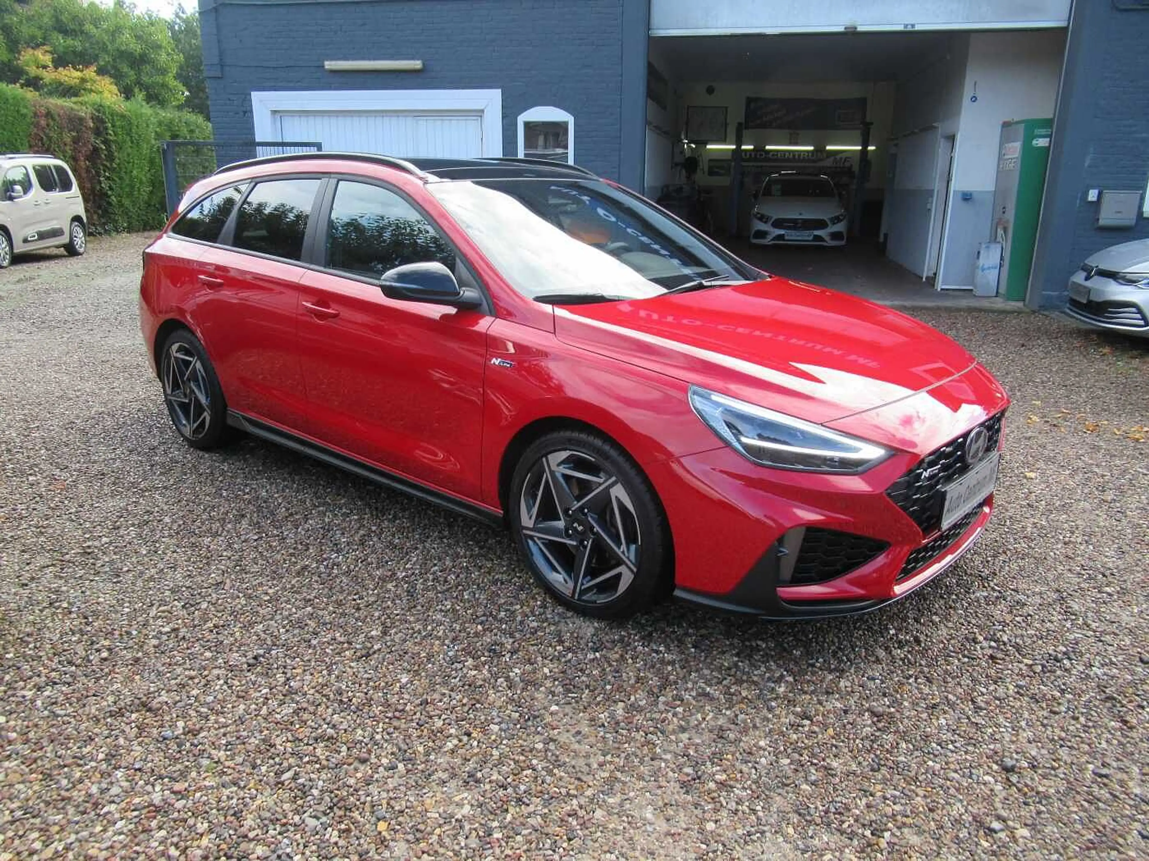 Hyundai i30 Kombi 1.5 N Line T-GDI 48V-Hybrid DCT — photo 3