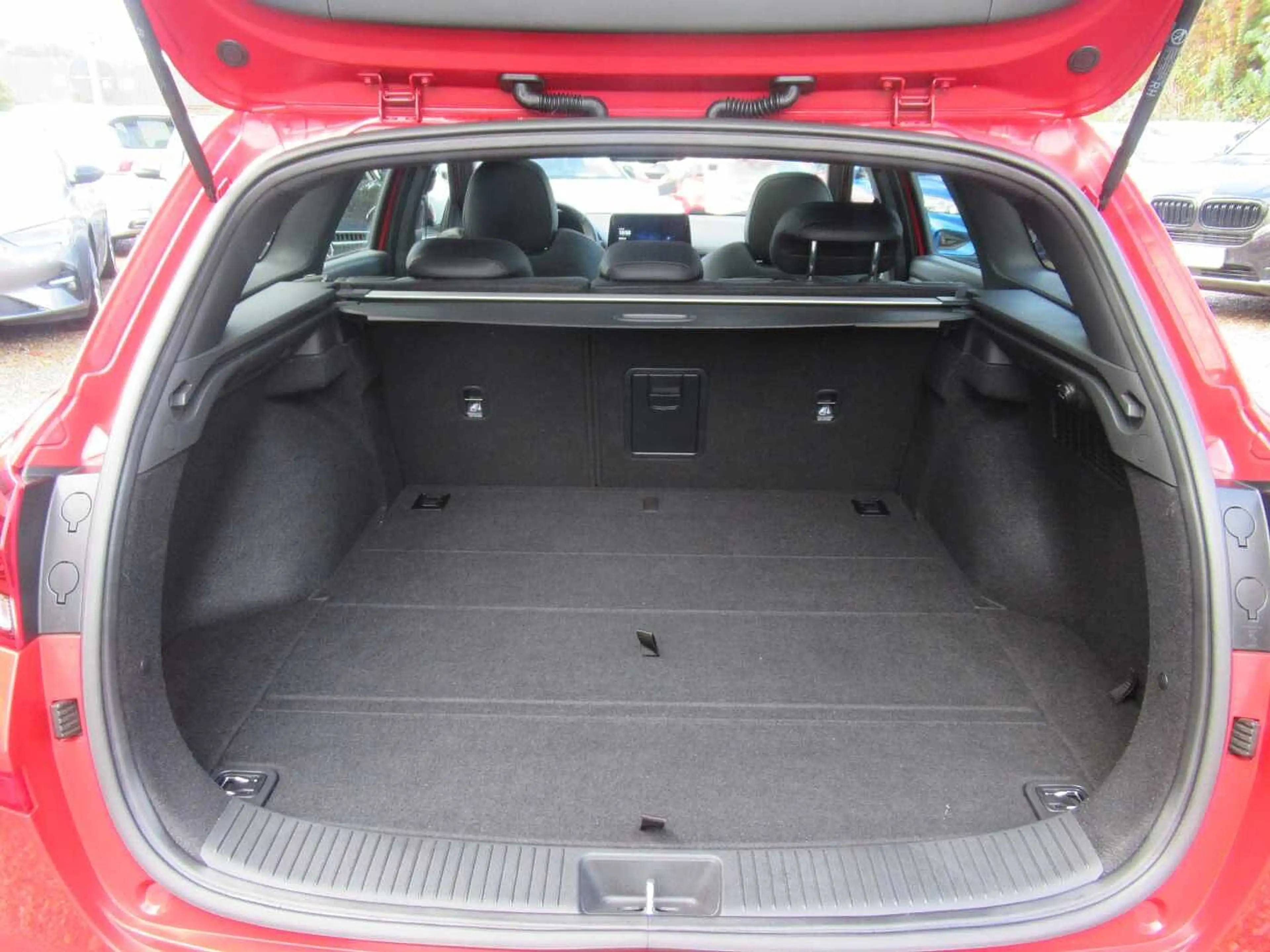 Hyundai i30 Kombi 1.5 N Line T-GDI 48V-Hybrid DCT — photo 13
