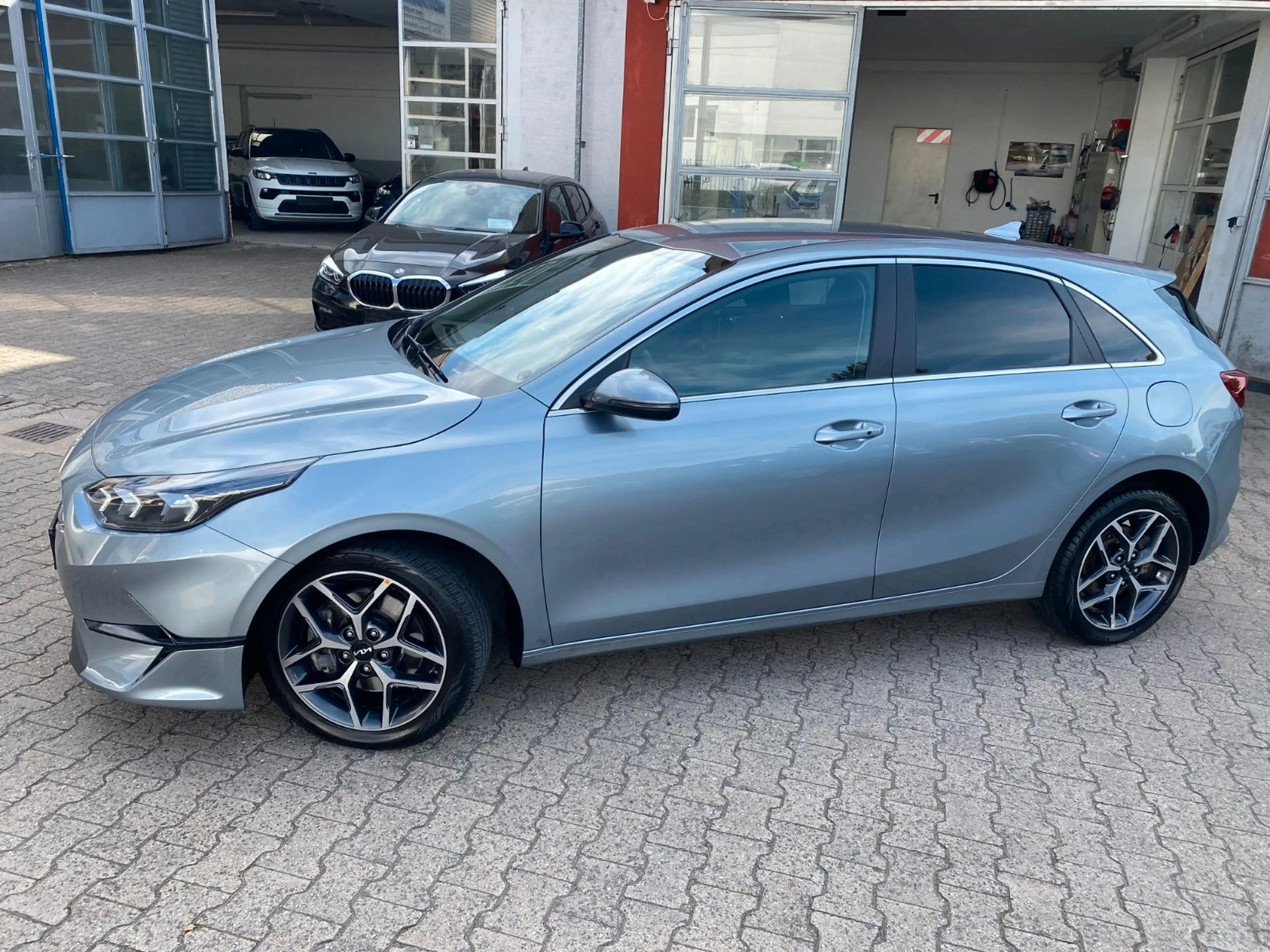 Kia Ceed / cee'd Ceed Ultimate Edition/Automatik/JBL/LED — photo 2