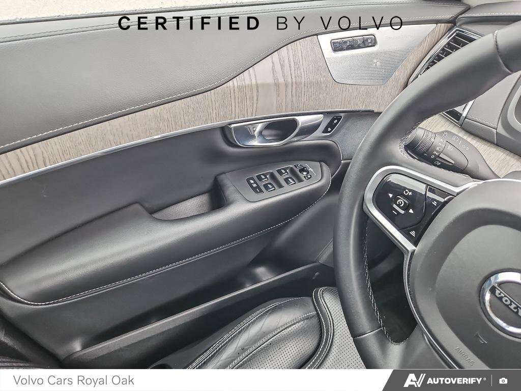 2023 Volvo XC90 Ultimate Dark Theme thumb 17
