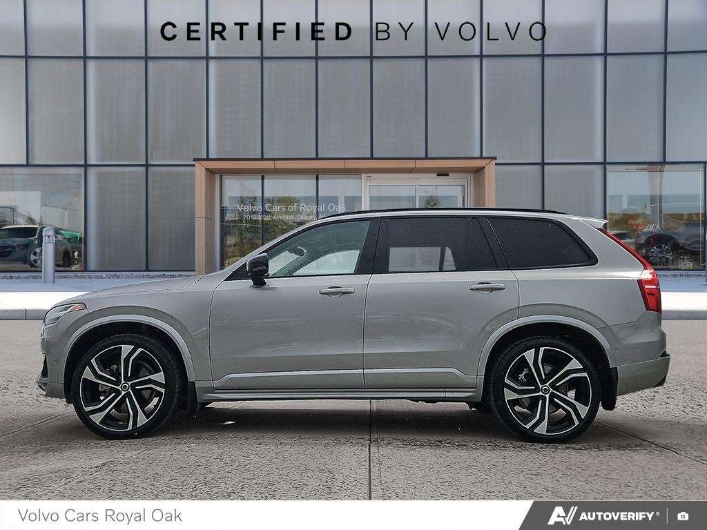 2023 Volvo XC90 Ultimate Dark Theme alt 3