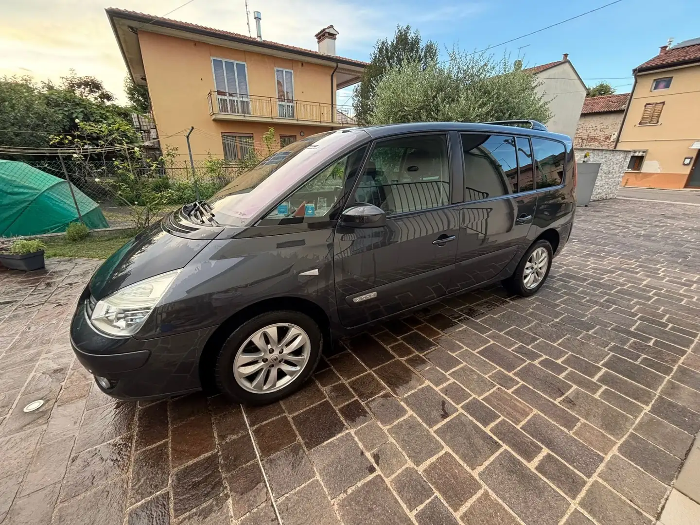Renault Espace 2.0 dci 16v Style - 2