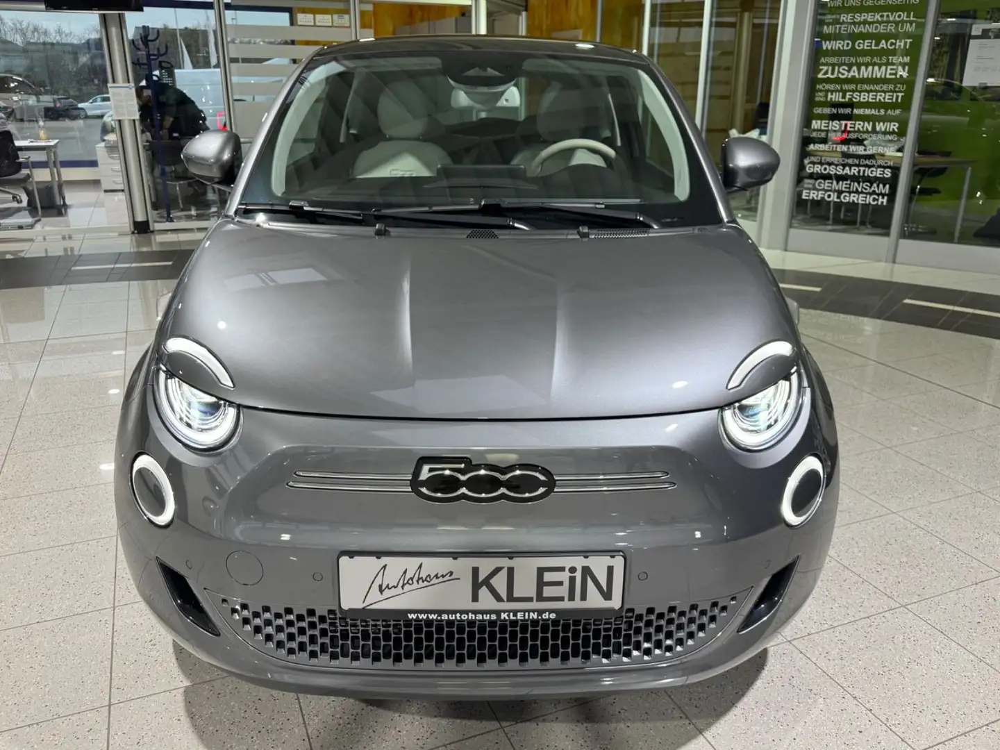 Fiat 500e La Prima by Bocelli *KAMERA*SITZHEIZ.*PANO* Grau - 2