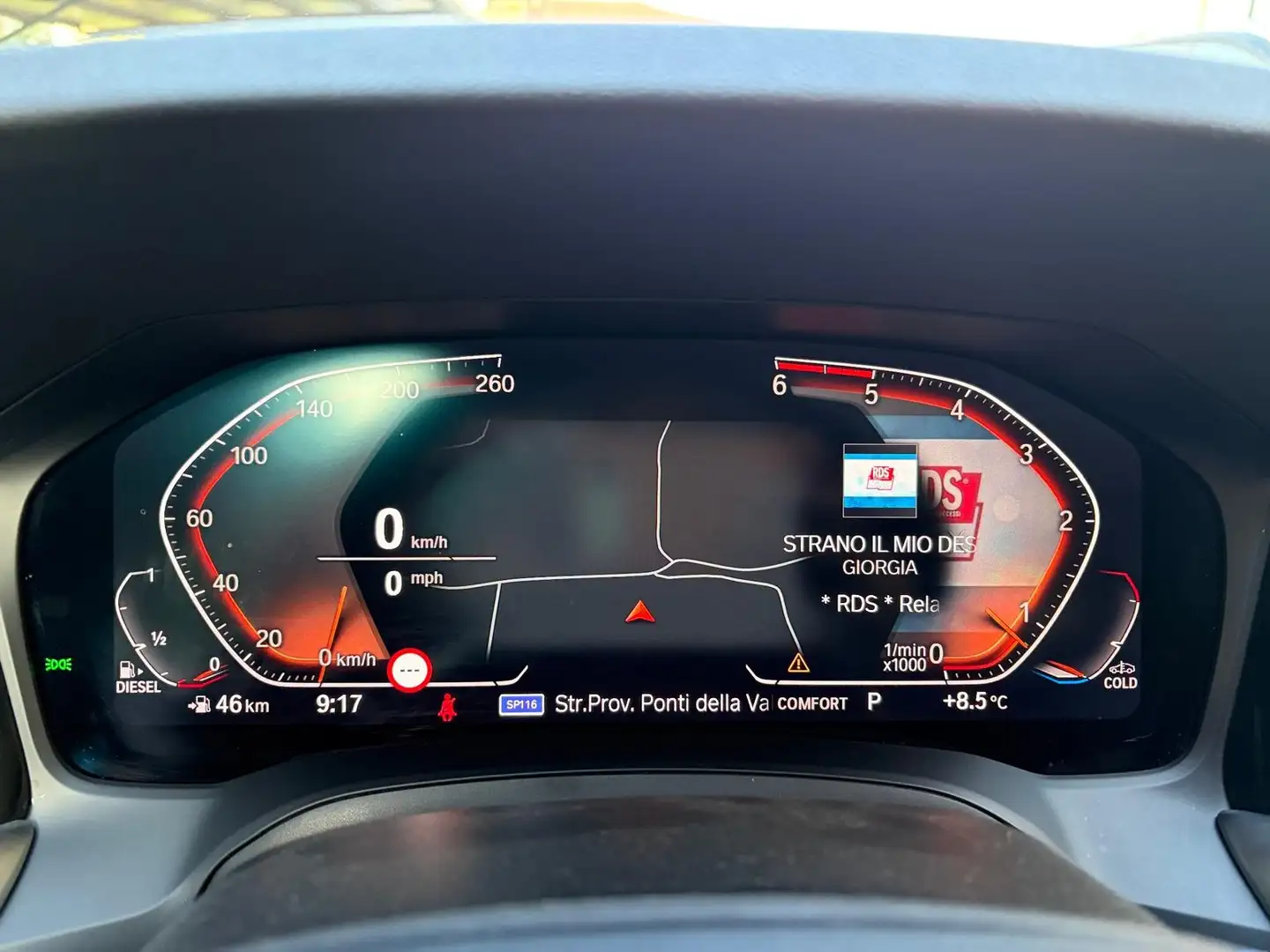 BMW 320 320d Touring Business Advantage auto Nero - 2