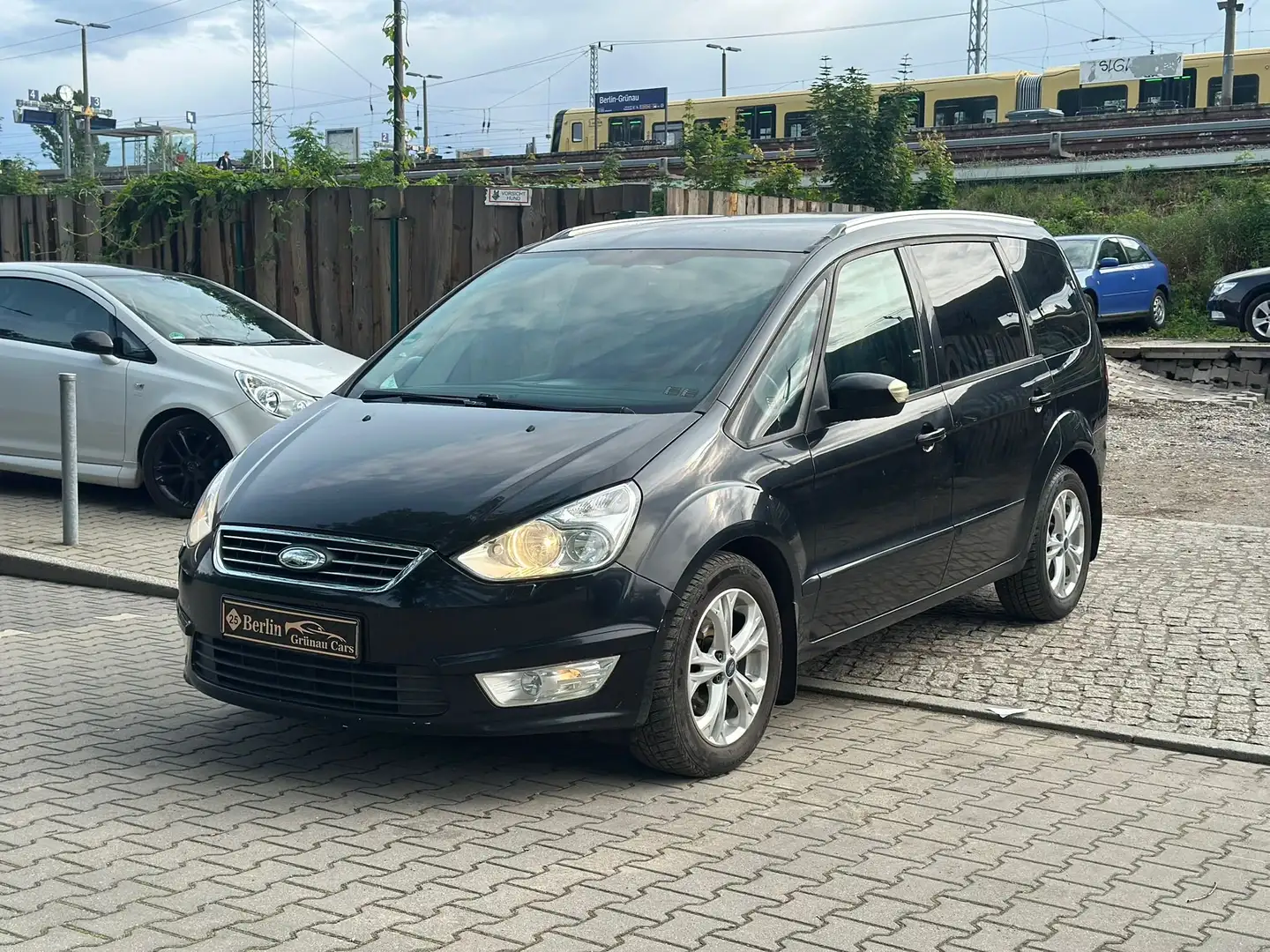 Ford Galaxy Trend AUT*7SITZER*KLIMA*NAVI Noir - 1